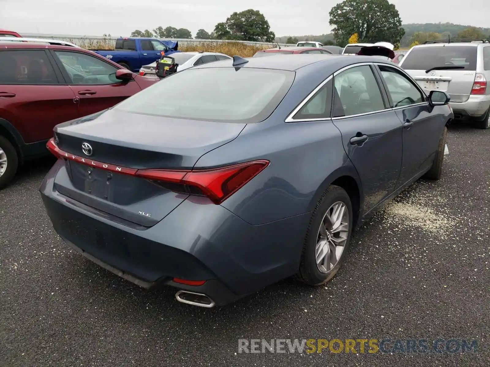 4 Photograph of a damaged car 4T1BZ1FB6KU006261 TOYOTA AVALON 2019