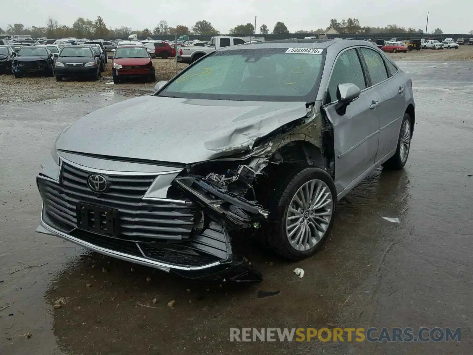 2 Photograph of a damaged car 4T1BZ1FB6KU006275 TOYOTA AVALON 2019