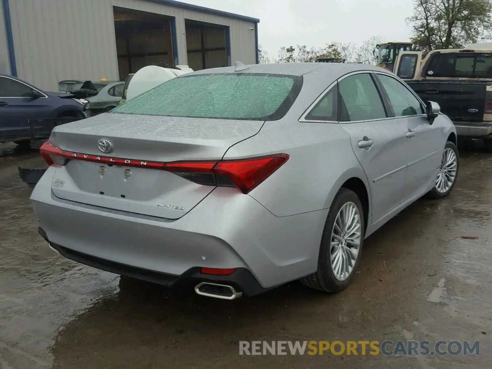 4 Photograph of a damaged car 4T1BZ1FB6KU006275 TOYOTA AVALON 2019