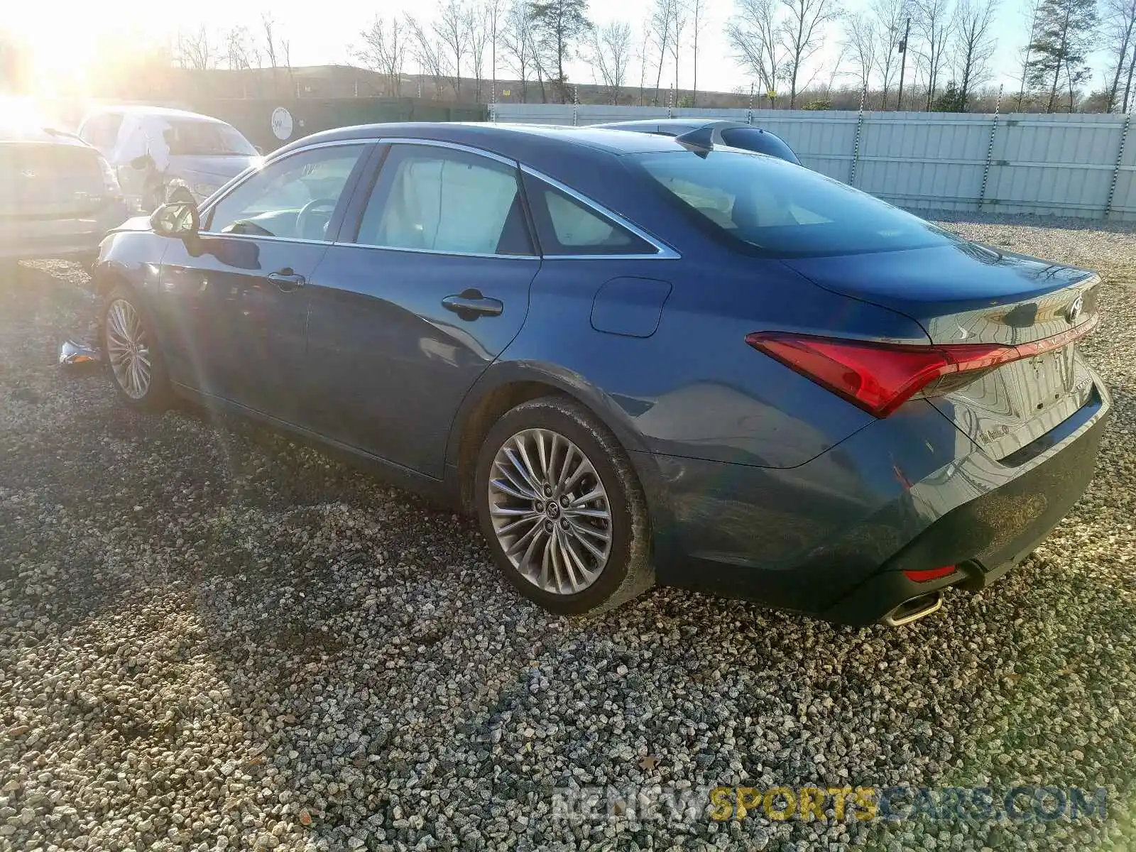 3 Photograph of a damaged car 4T1BZ1FB6KU006308 TOYOTA AVALON 2019