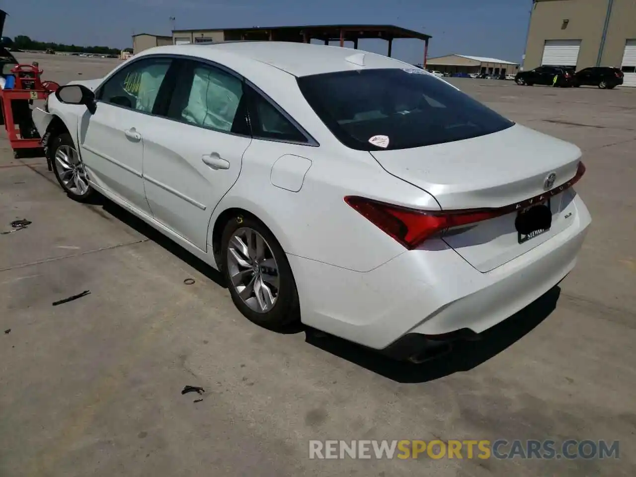 3 Photograph of a damaged car 4T1BZ1FB6KU006566 TOYOTA AVALON 2019