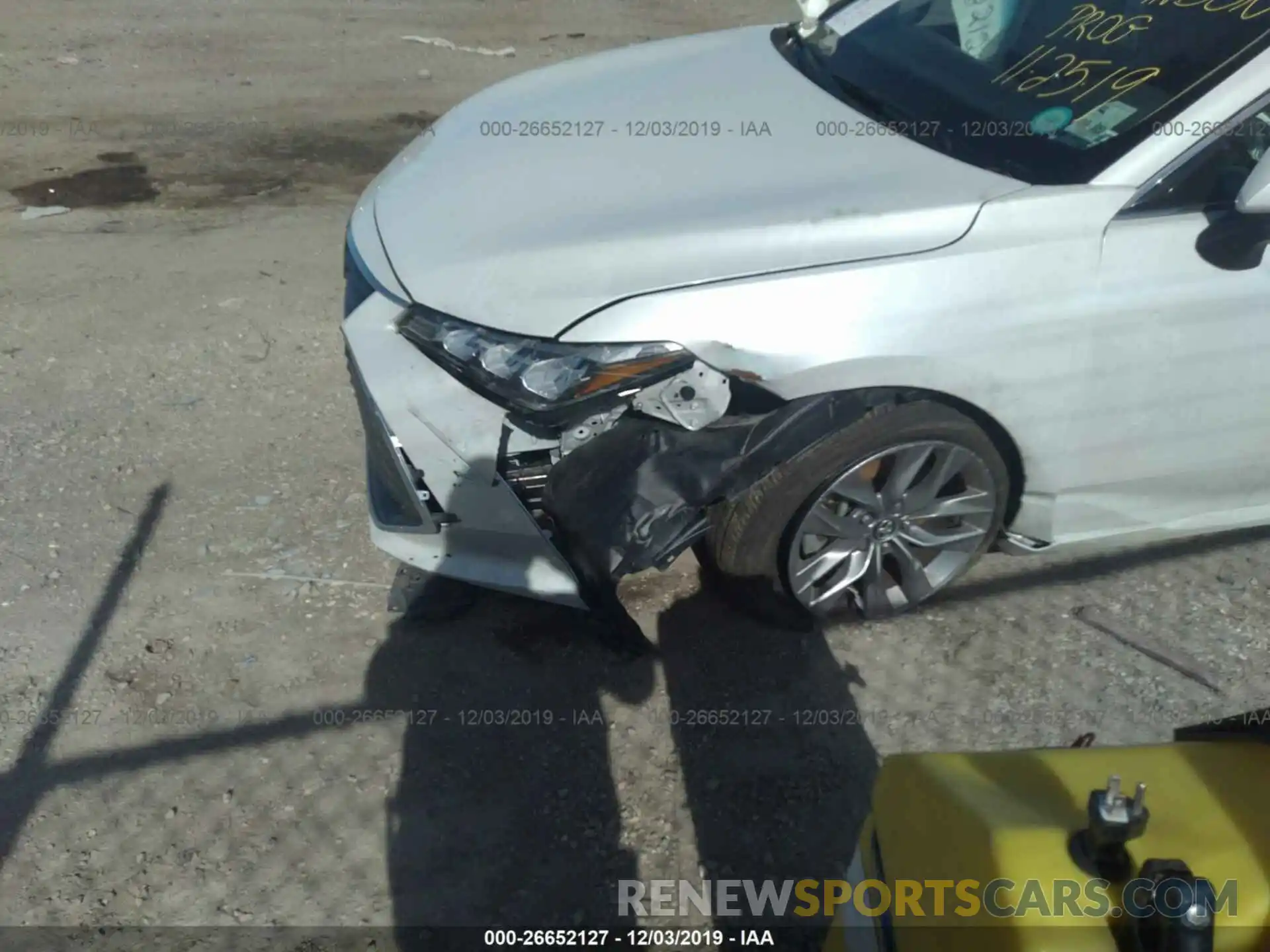 6 Photograph of a damaged car 4T1BZ1FB6KU006597 TOYOTA AVALON 2019