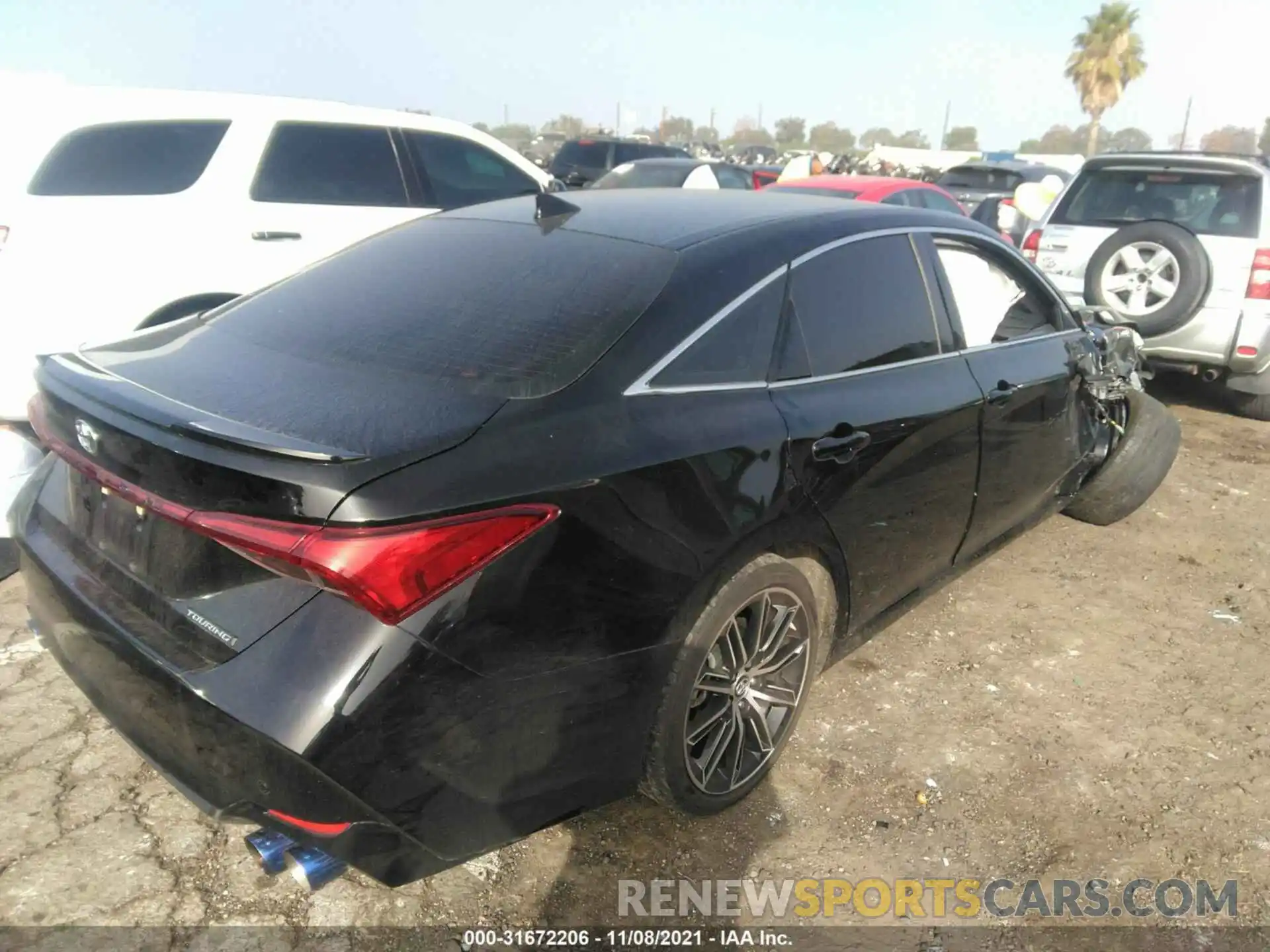 4 Photograph of a damaged car 4T1BZ1FB6KU006759 TOYOTA AVALON 2019