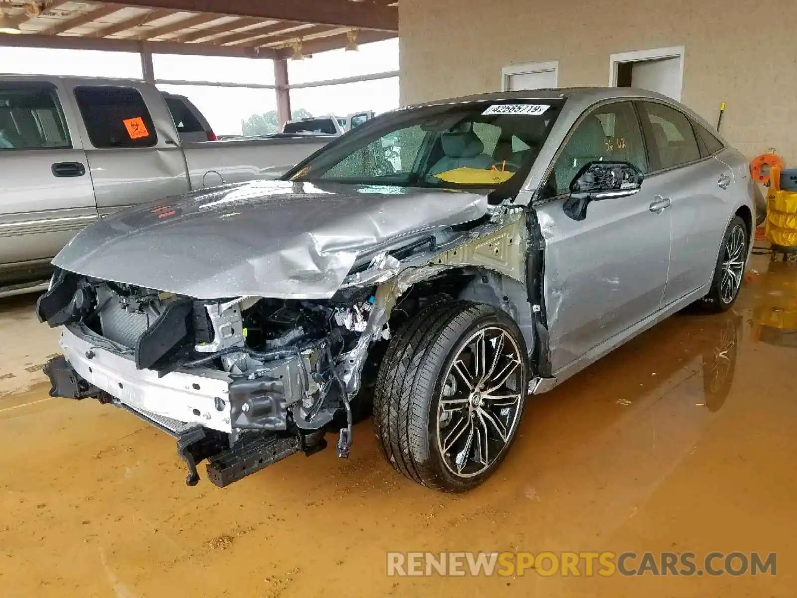 2 Photograph of a damaged car 4T1BZ1FB6KU010326 TOYOTA AVALON 2019