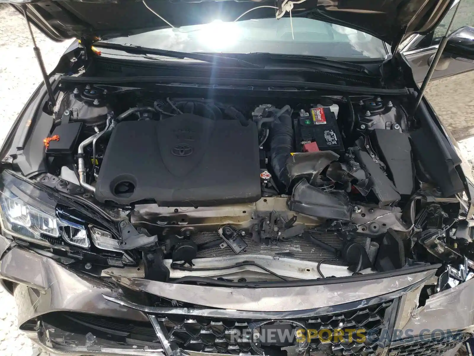 7 Photograph of a damaged car 4T1BZ1FB6KU010827 TOYOTA AVALON 2019