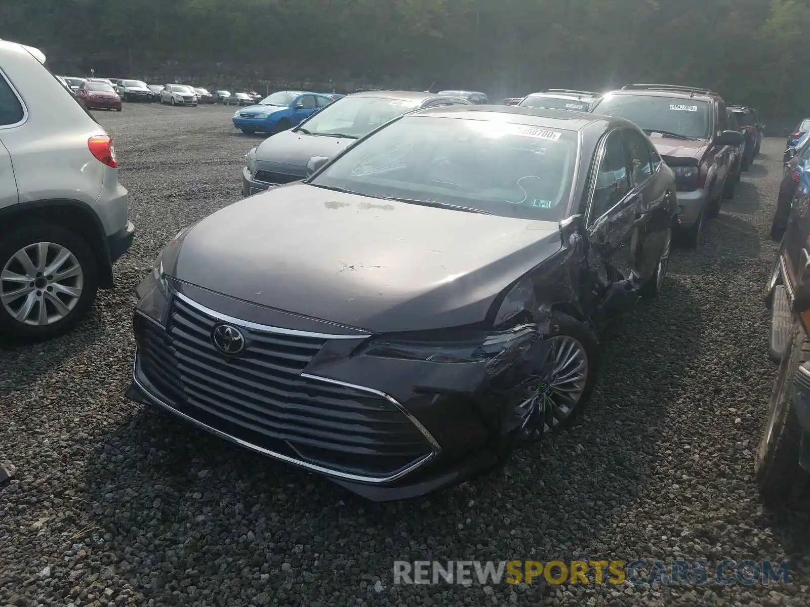 2 Photograph of a damaged car 4T1BZ1FB6KU011816 TOYOTA AVALON 2019