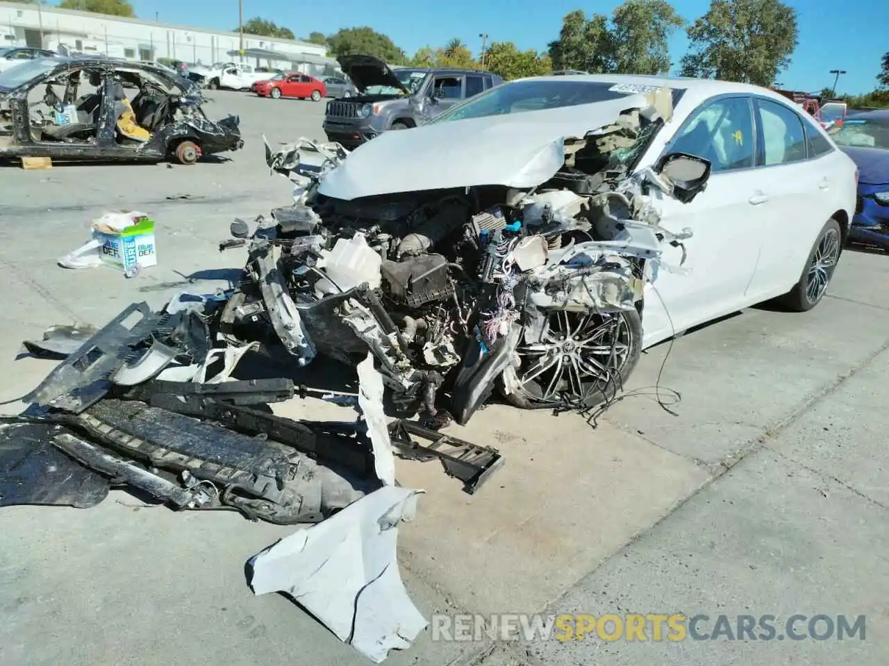 2 Photograph of a damaged car 4T1BZ1FB6KU012142 TOYOTA AVALON 2019