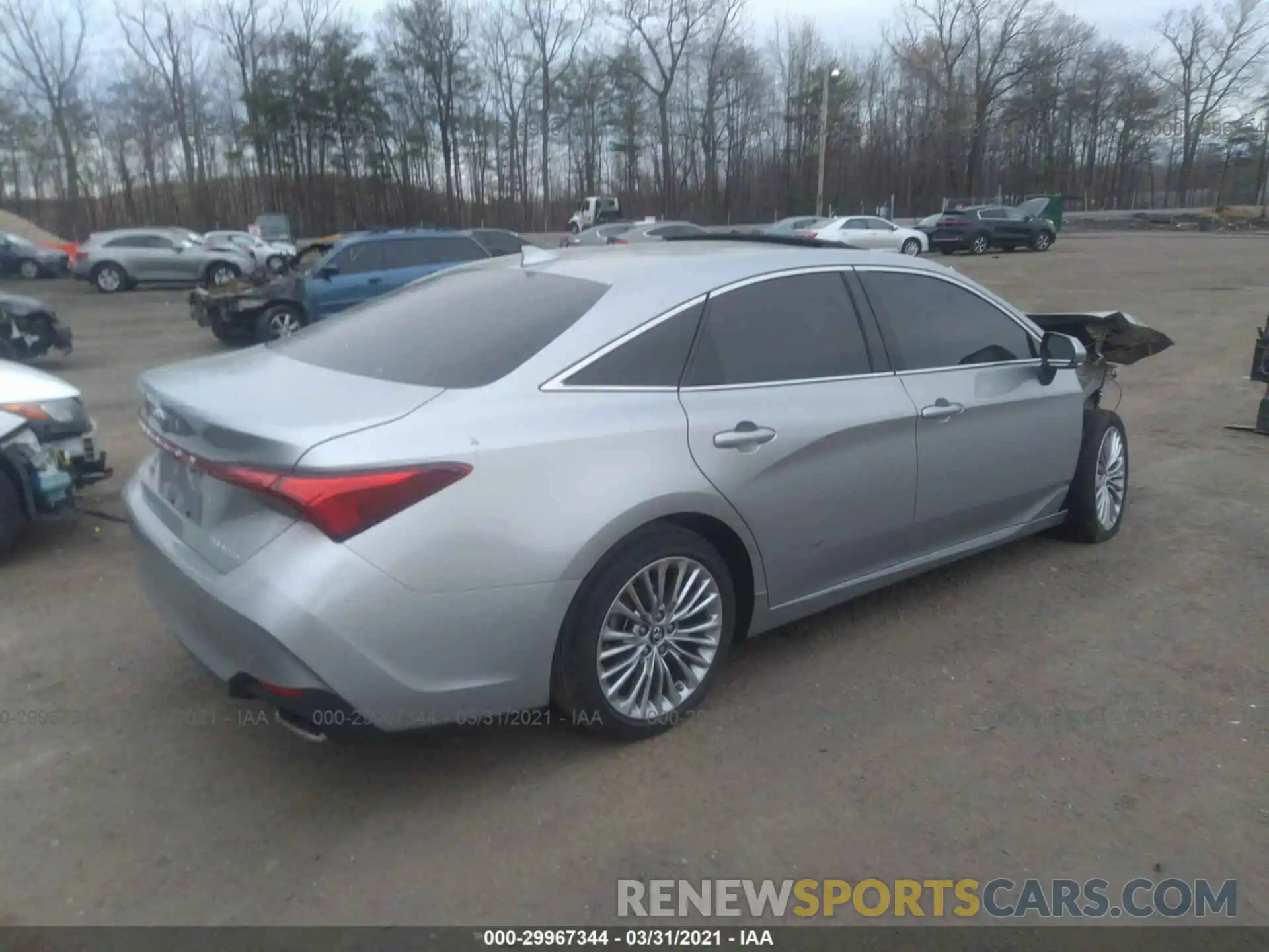 4 Photograph of a damaged car 4T1BZ1FB6KU013517 TOYOTA AVALON 2019