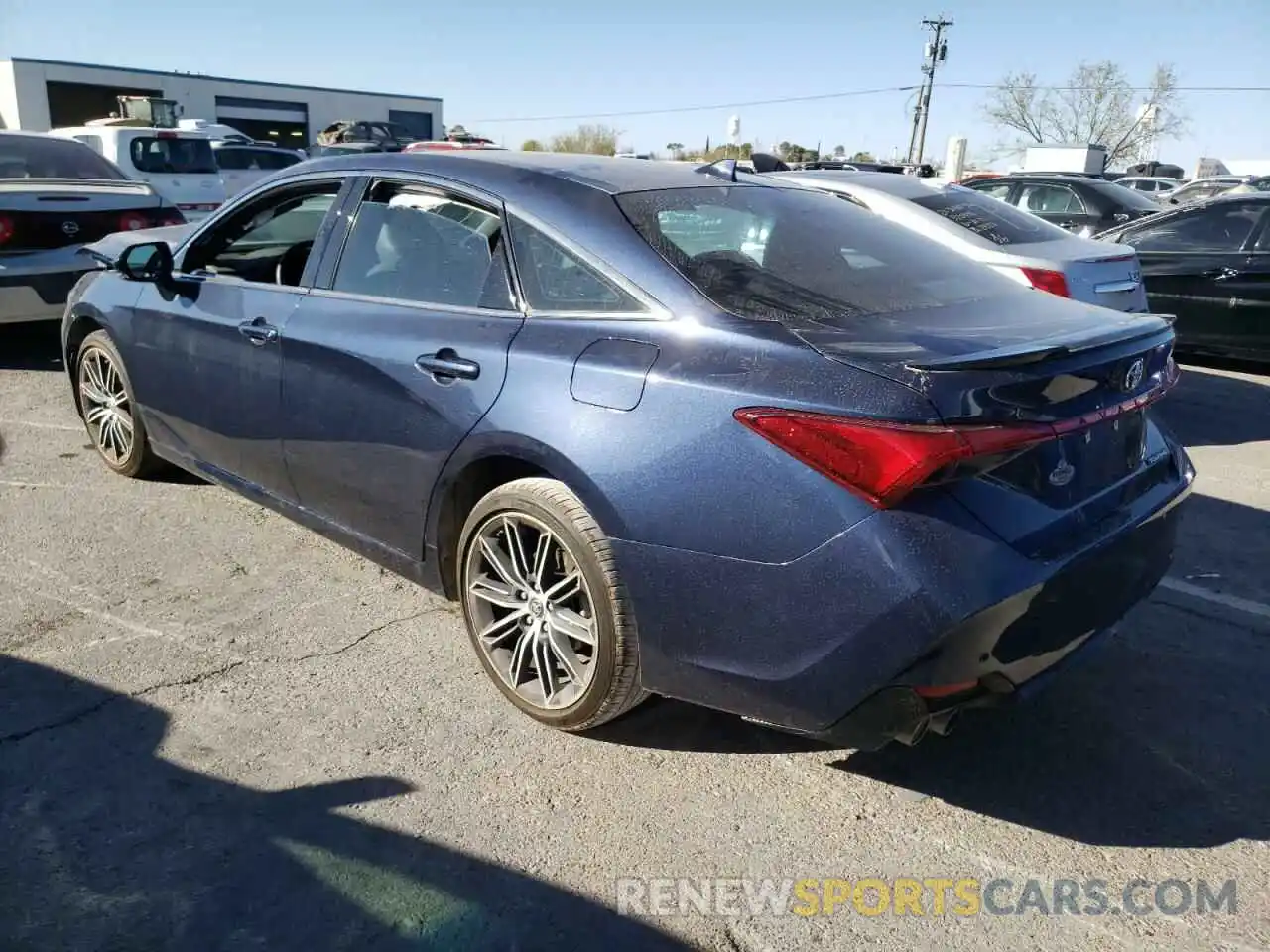 3 Photograph of a damaged car 4T1BZ1FB6KU013811 TOYOTA AVALON 2019