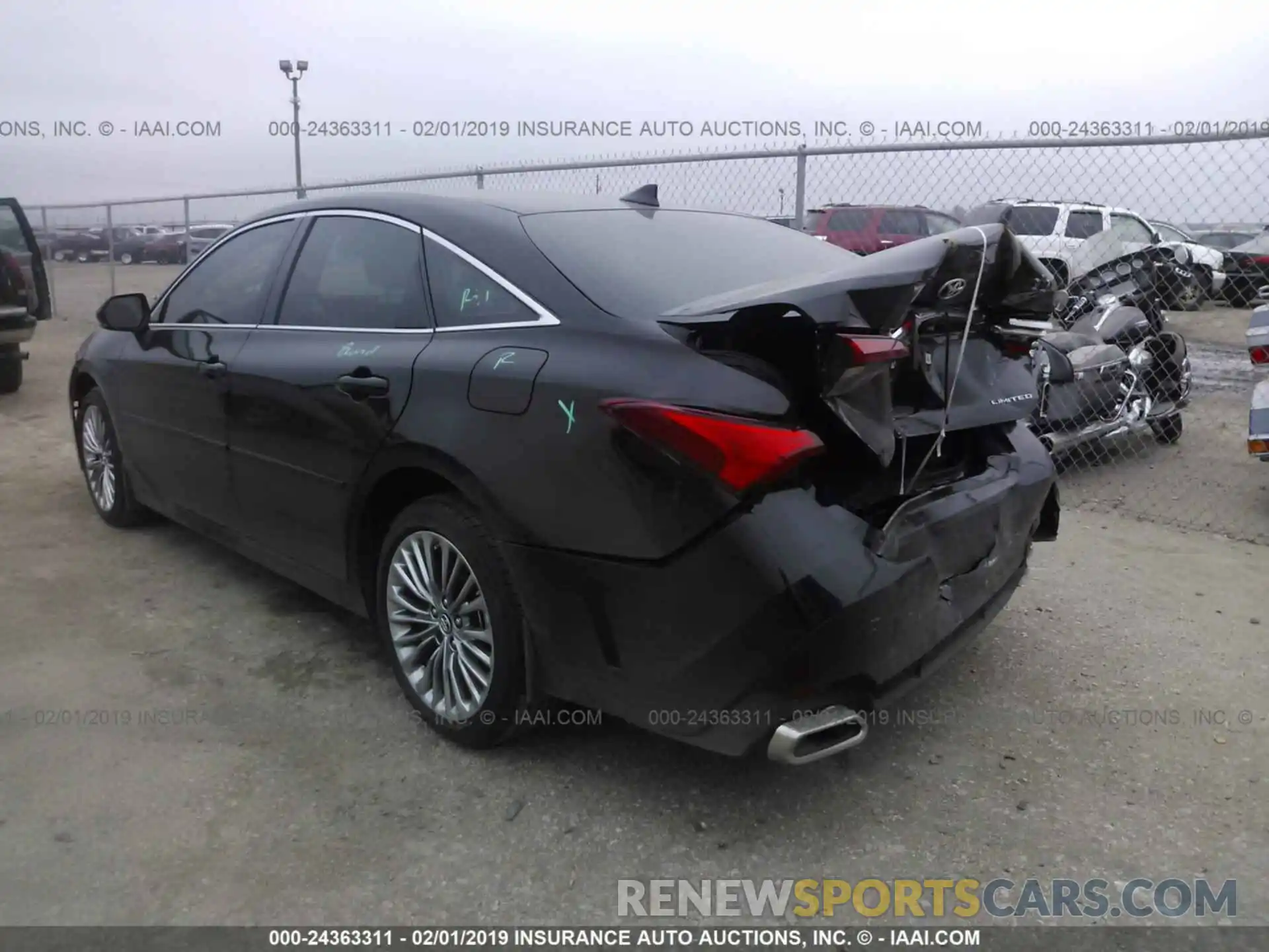 3 Photograph of a damaged car 4T1BZ1FB6KU017275 TOYOTA AVALON 2019