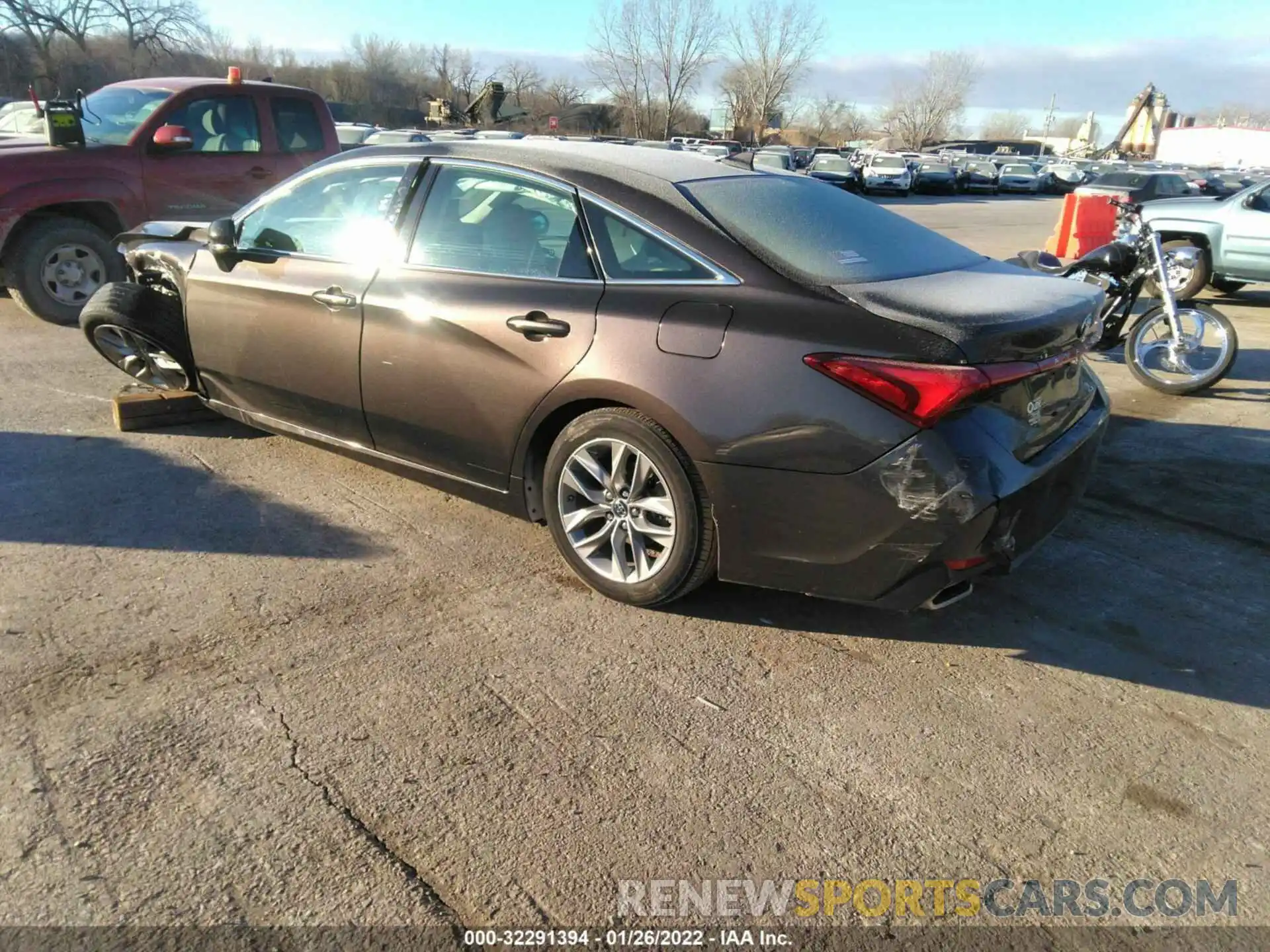 3 Photograph of a damaged car 4T1BZ1FB6KU019771 TOYOTA AVALON 2019