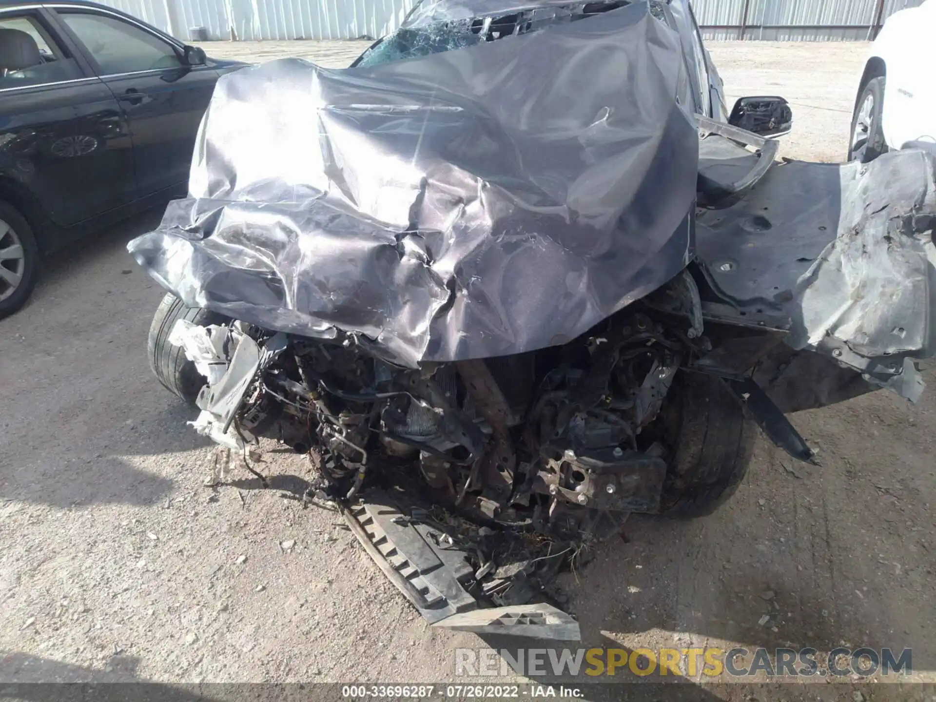 10 Photograph of a damaged car 4T1BZ1FB6KU019785 TOYOTA AVALON 2019