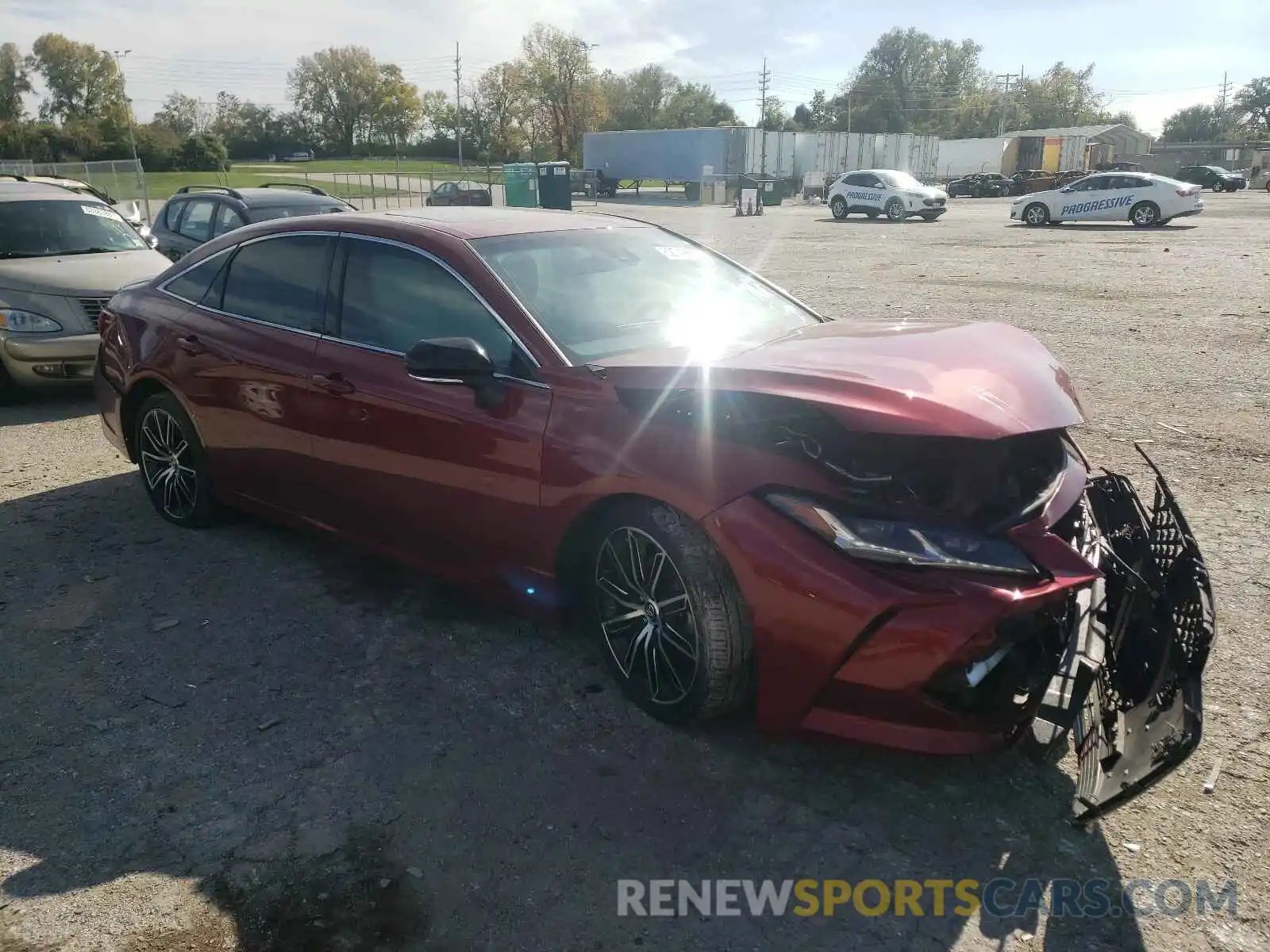 1 Photograph of a damaged car 4T1BZ1FB6KU020466 TOYOTA AVALON 2019