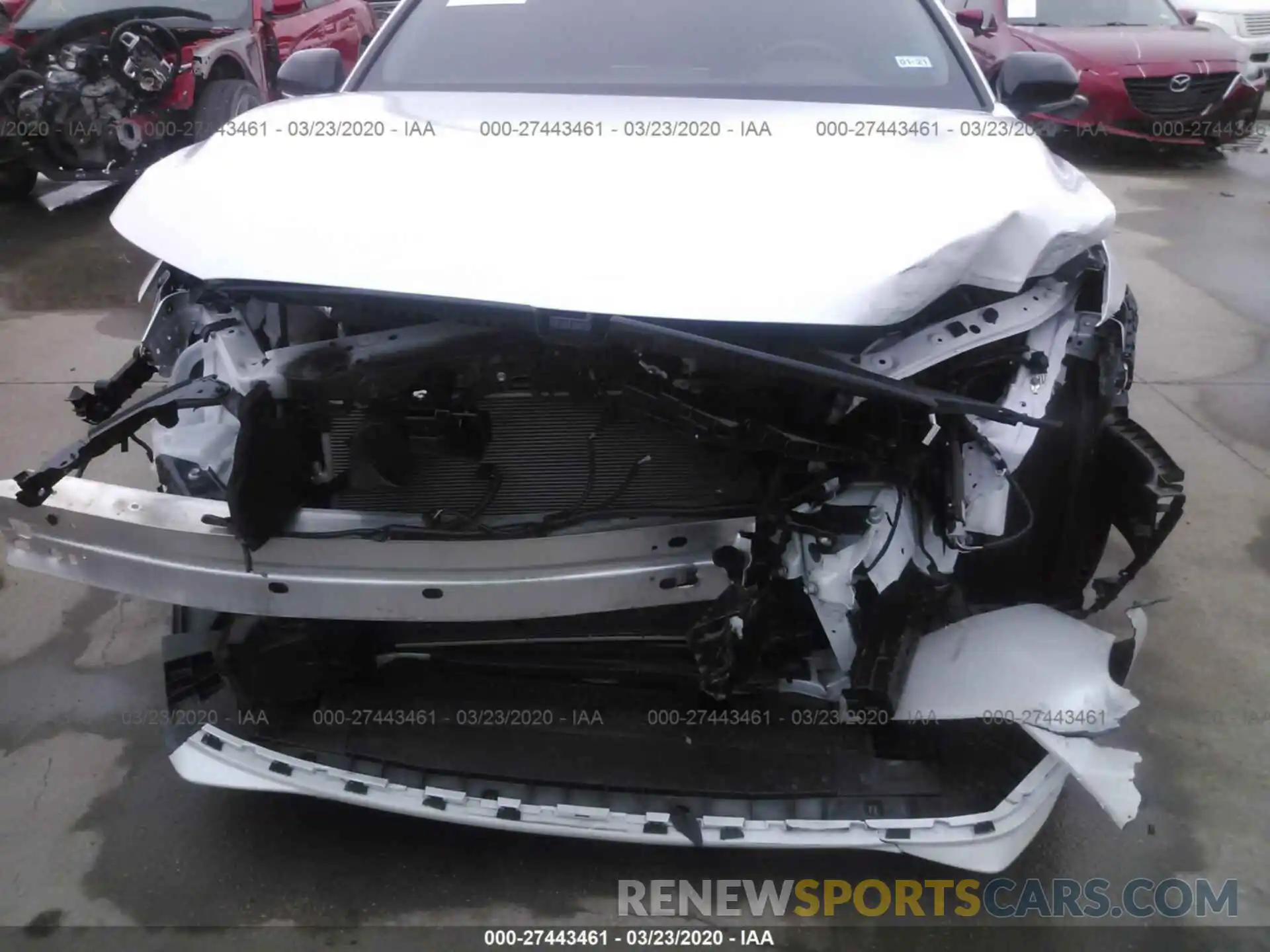 6 Photograph of a damaged car 4T1BZ1FB6KU024520 TOYOTA AVALON 2019