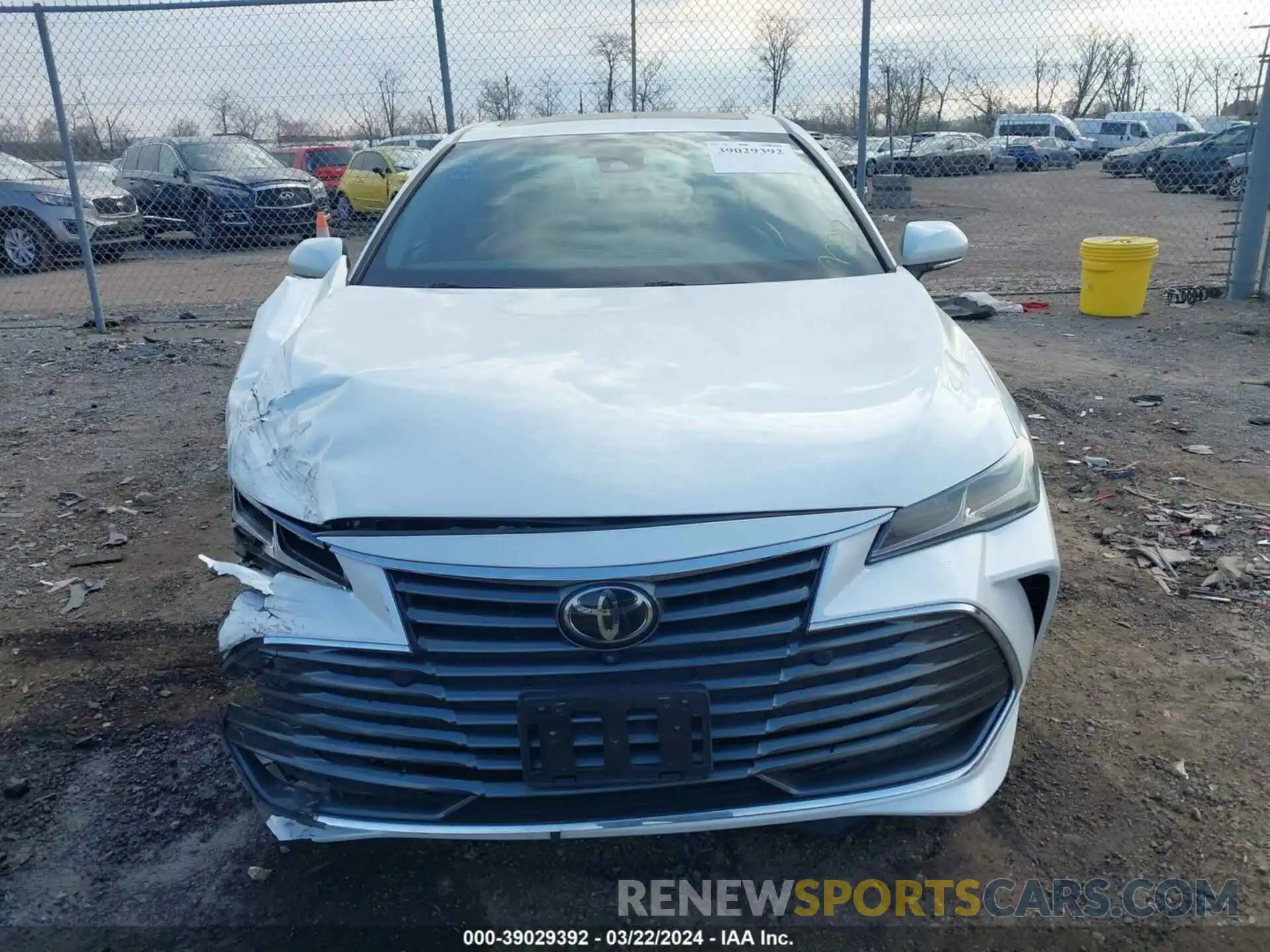 12 Photograph of a damaged car 4T1BZ1FB6KU027112 TOYOTA AVALON 2019