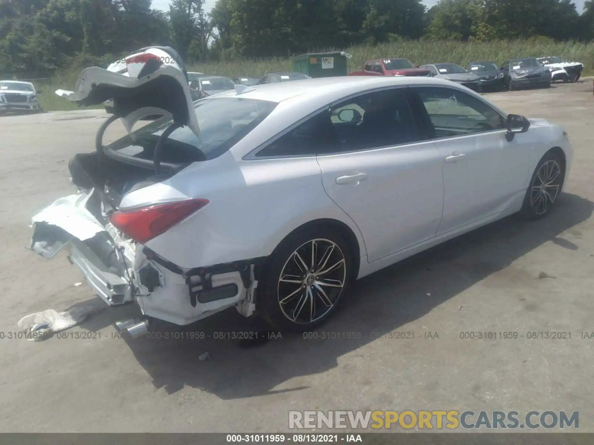 4 Photograph of a damaged car 4T1BZ1FB7KU004051 TOYOTA AVALON 2019