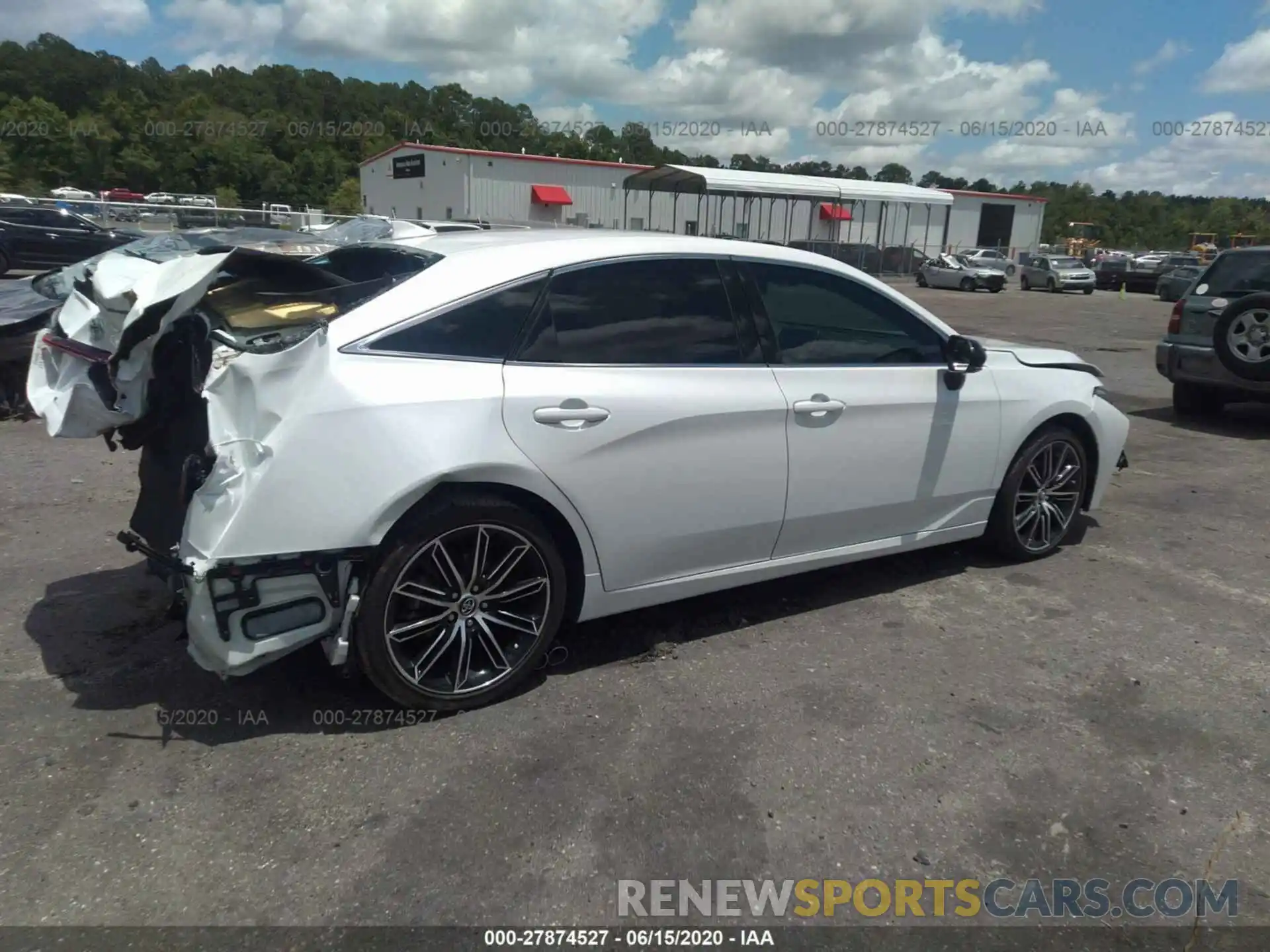 4 Photograph of a damaged car 4T1BZ1FB7KU005023 TOYOTA AVALON 2019