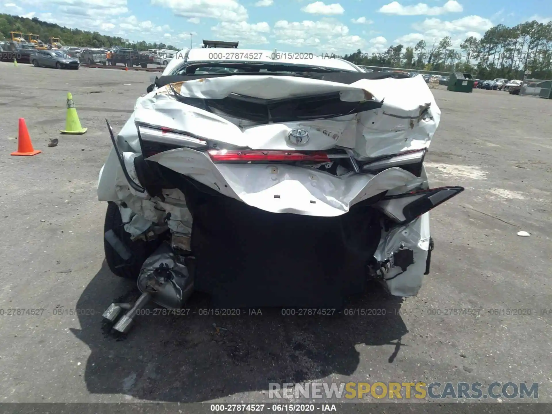 6 Photograph of a damaged car 4T1BZ1FB7KU005023 TOYOTA AVALON 2019