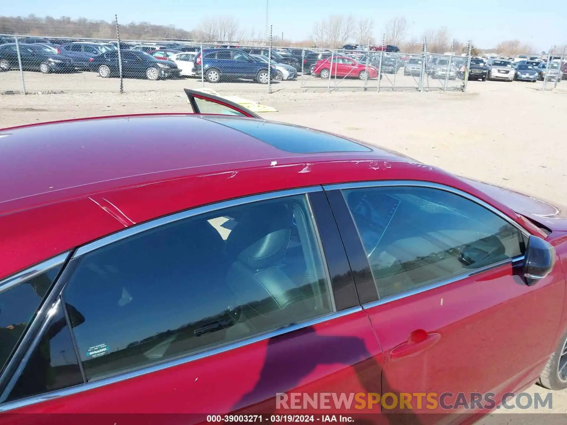 17 Photograph of a damaged car 4T1BZ1FB7KU005622 TOYOTA AVALON 2019