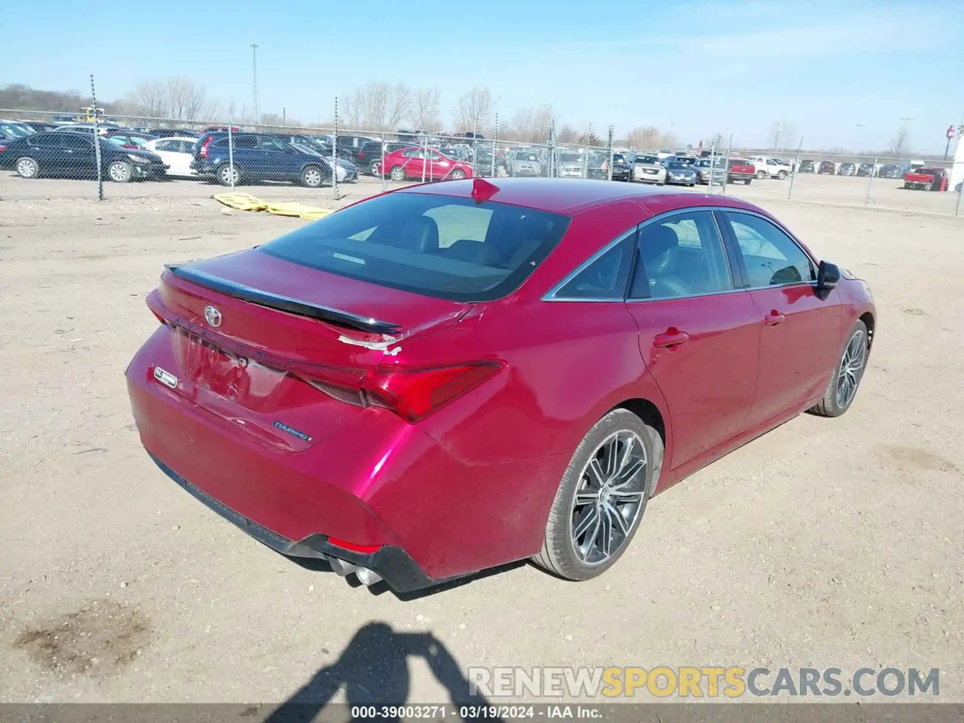 4 Photograph of a damaged car 4T1BZ1FB7KU005622 TOYOTA AVALON 2019