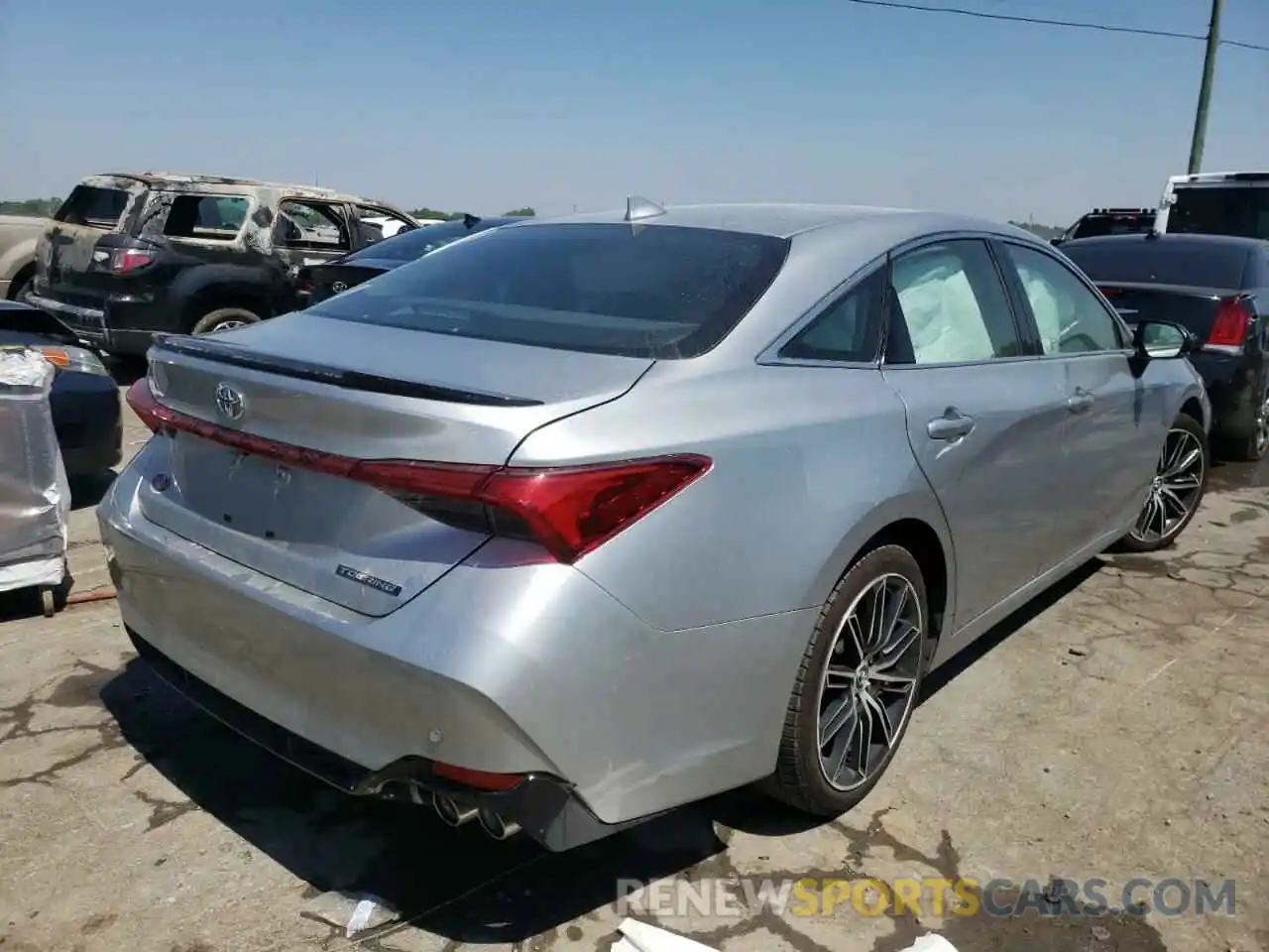 4 Photograph of a damaged car 4T1BZ1FB7KU006267 TOYOTA AVALON 2019