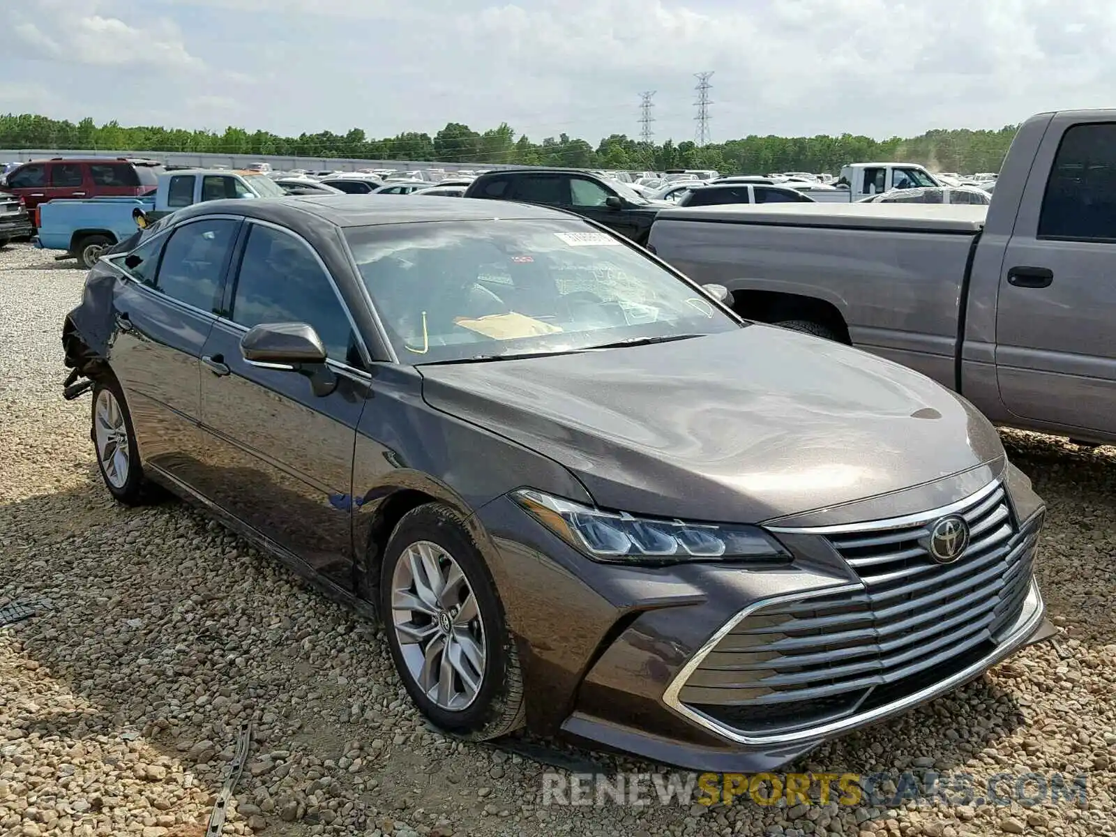 1 Photograph of a damaged car 4T1BZ1FB7KU008598 TOYOTA AVALON 2019