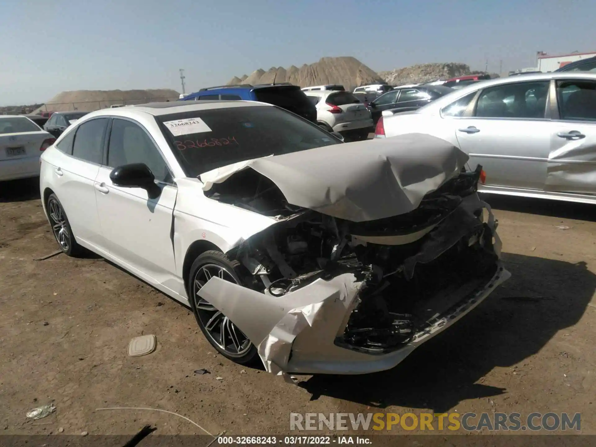 1 Photograph of a damaged car 4T1BZ1FB7KU009881 TOYOTA AVALON 2019