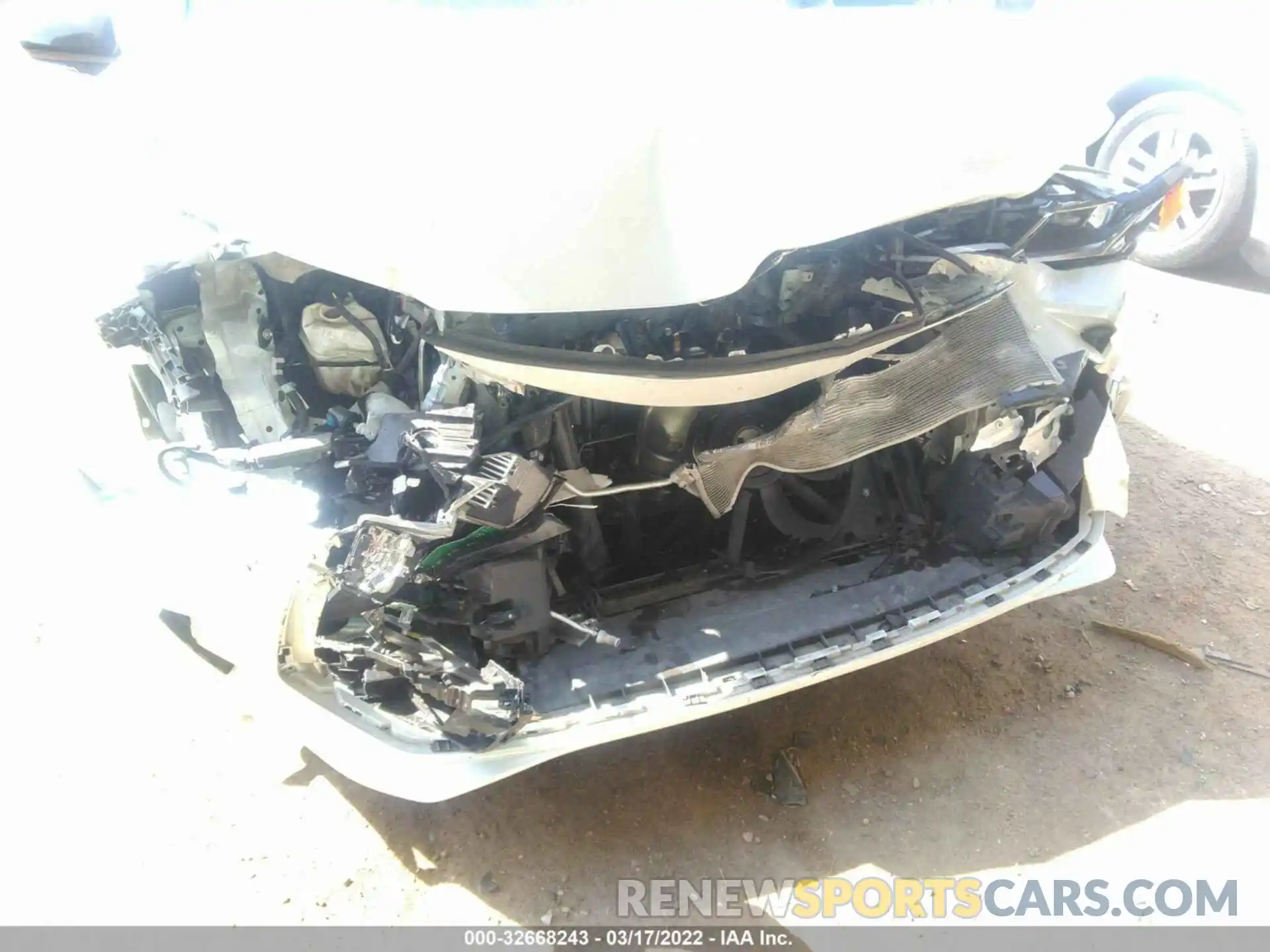 6 Photograph of a damaged car 4T1BZ1FB7KU009881 TOYOTA AVALON 2019