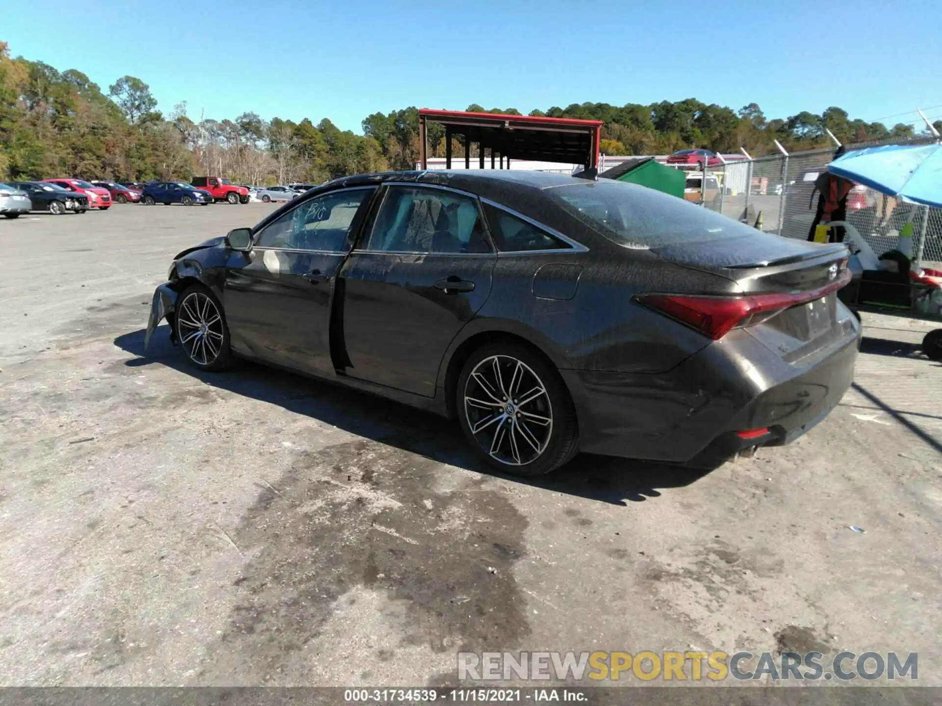 3 Photograph of a damaged car 4T1BZ1FB7KU017124 TOYOTA AVALON 2019