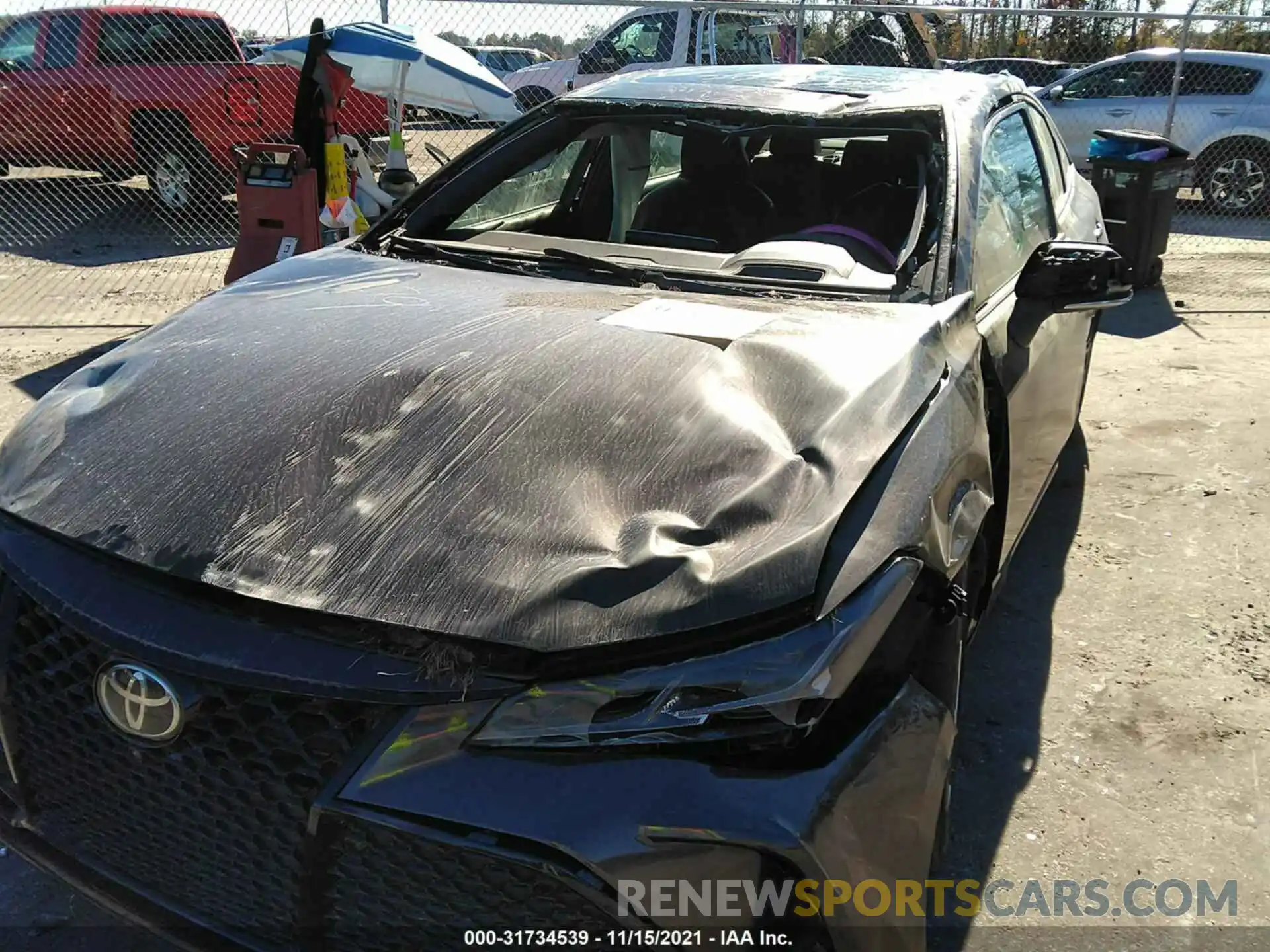 6 Photograph of a damaged car 4T1BZ1FB7KU017124 TOYOTA AVALON 2019