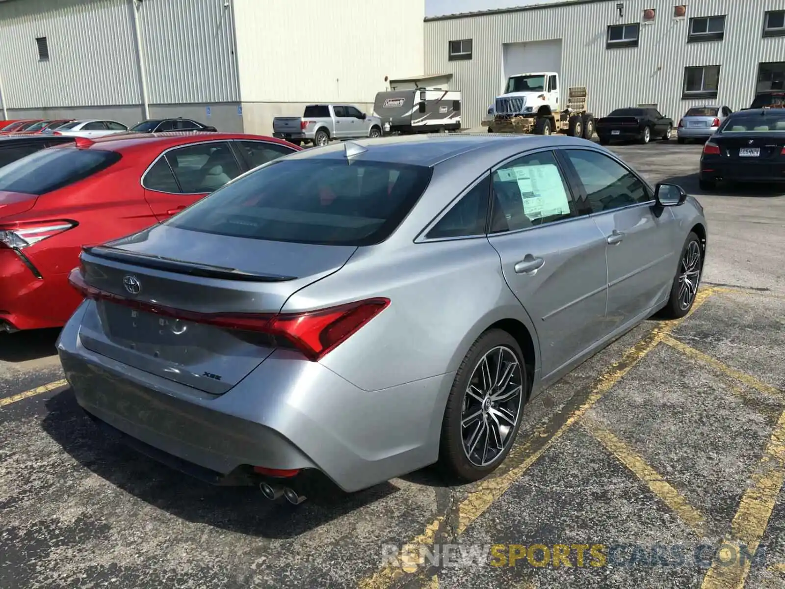 4 Photograph of a damaged car 4T1BZ1FB7KU018208 TOYOTA AVALON 2019