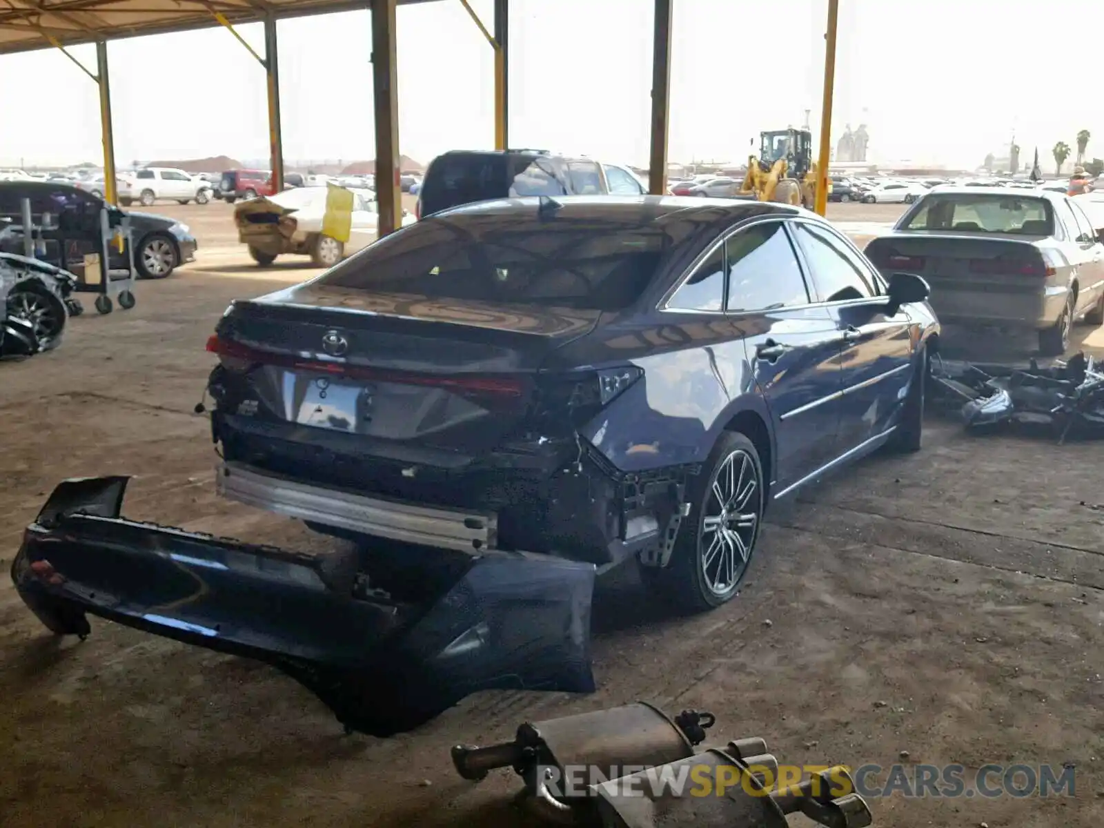 4 Photograph of a damaged car 4T1BZ1FB7KU026762 TOYOTA AVALON 2019