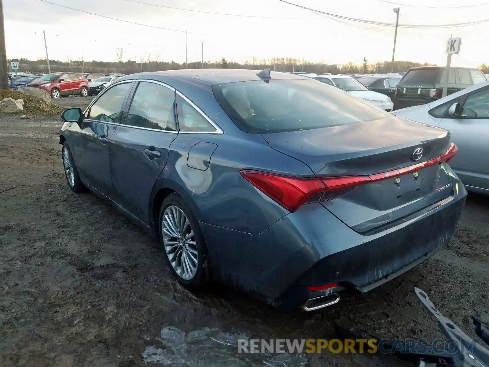 3 Photograph of a damaged car 4T1BZ1FB7KU028916 TOYOTA AVALON 2019