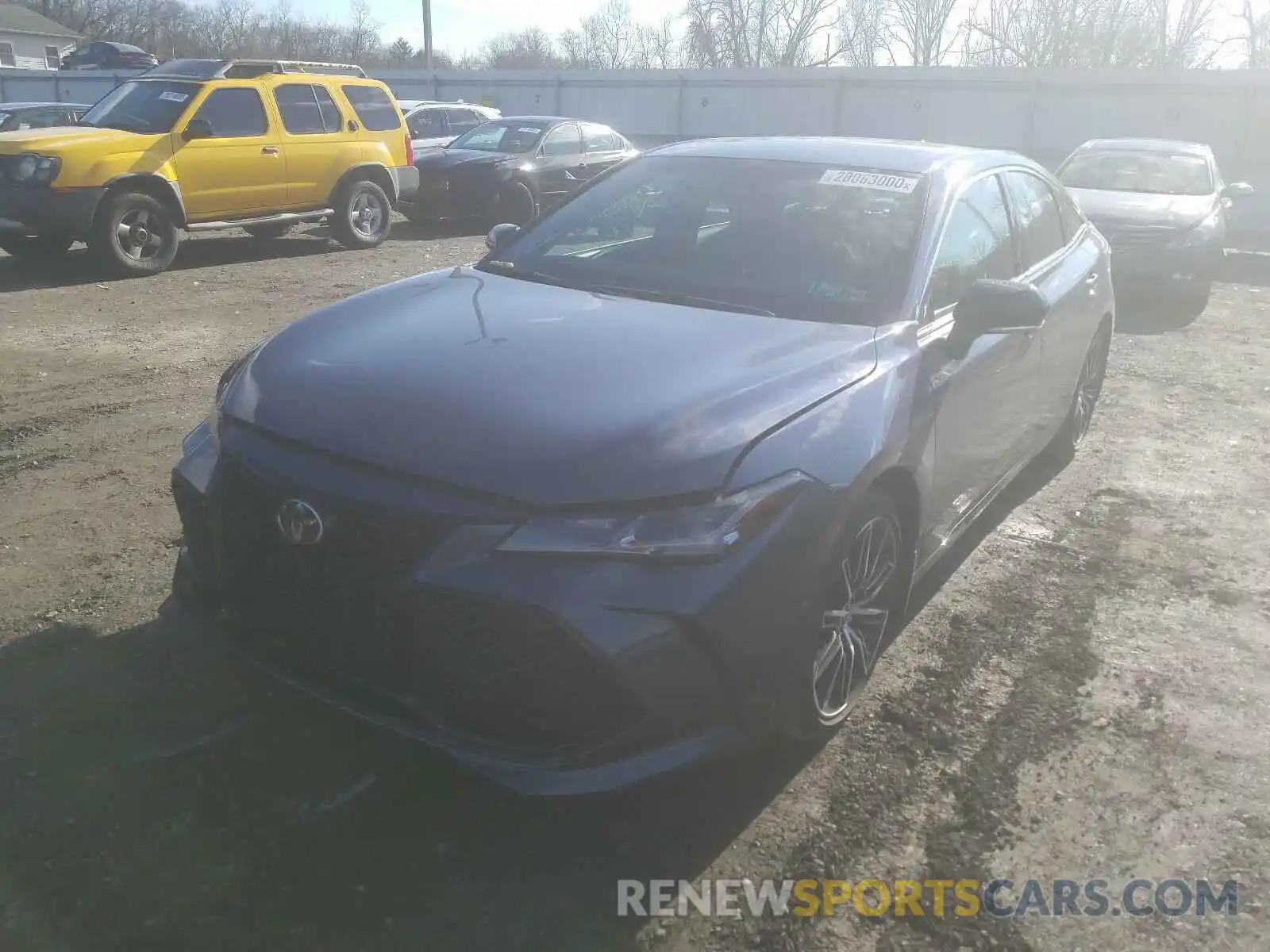 2 Photograph of a damaged car 4T1BZ1FB7KU034067 TOYOTA AVALON 2019