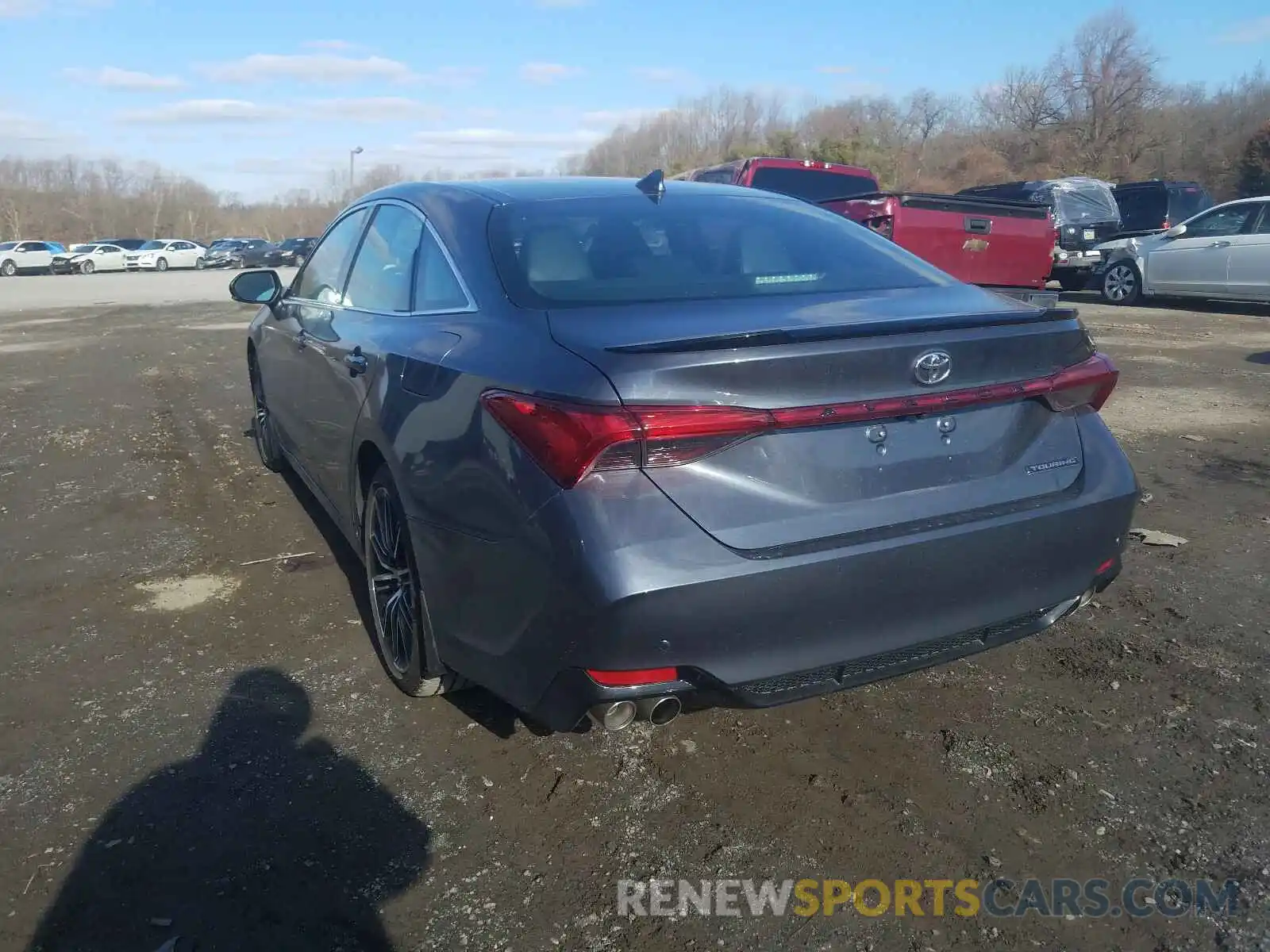 3 Photograph of a damaged car 4T1BZ1FB7KU034067 TOYOTA AVALON 2019