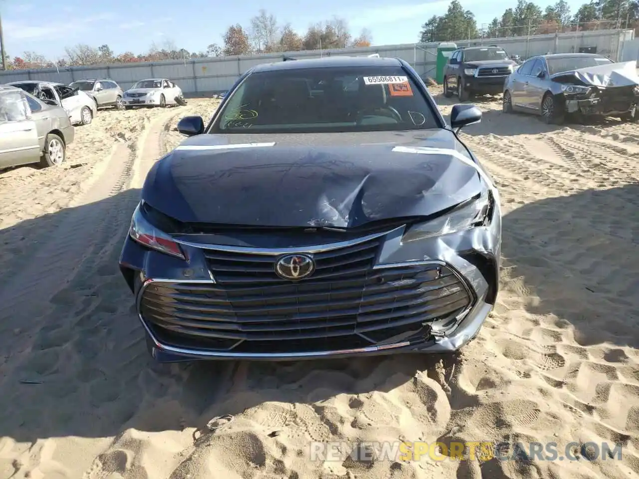 9 Photograph of a damaged car 4T1BZ1FB7KU035087 TOYOTA AVALON 2019