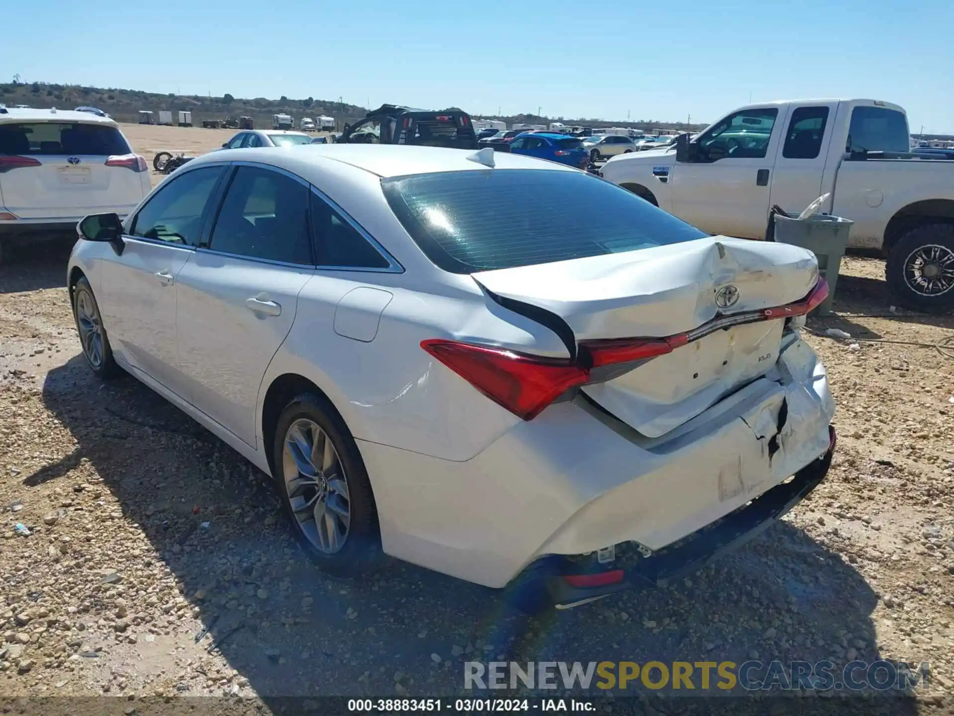 3 Photograph of a damaged car 4T1BZ1FB7KU035901 TOYOTA AVALON 2019