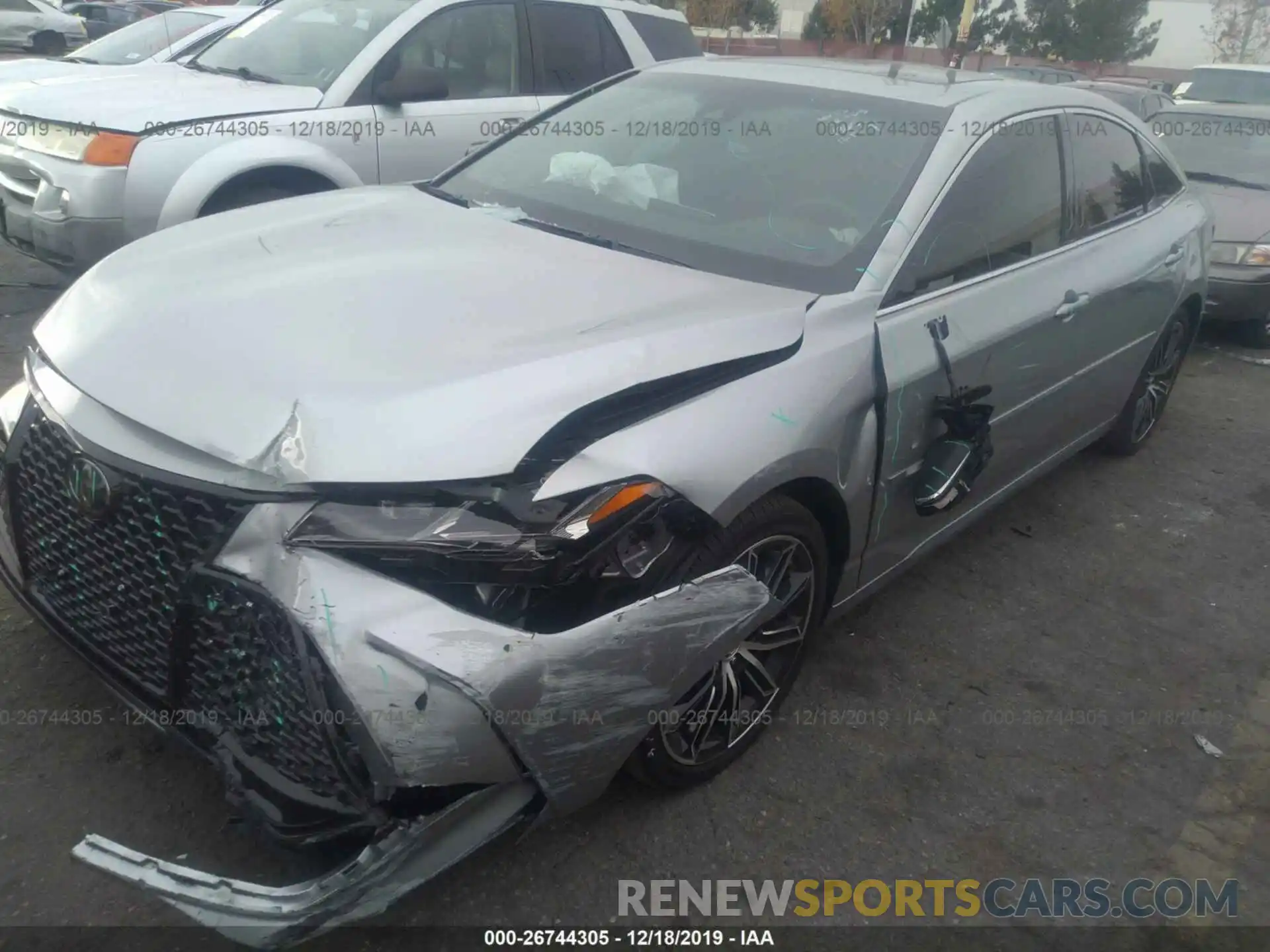 2 Photograph of a damaged car 4T1BZ1FB8KU004365 TOYOTA AVALON 2019