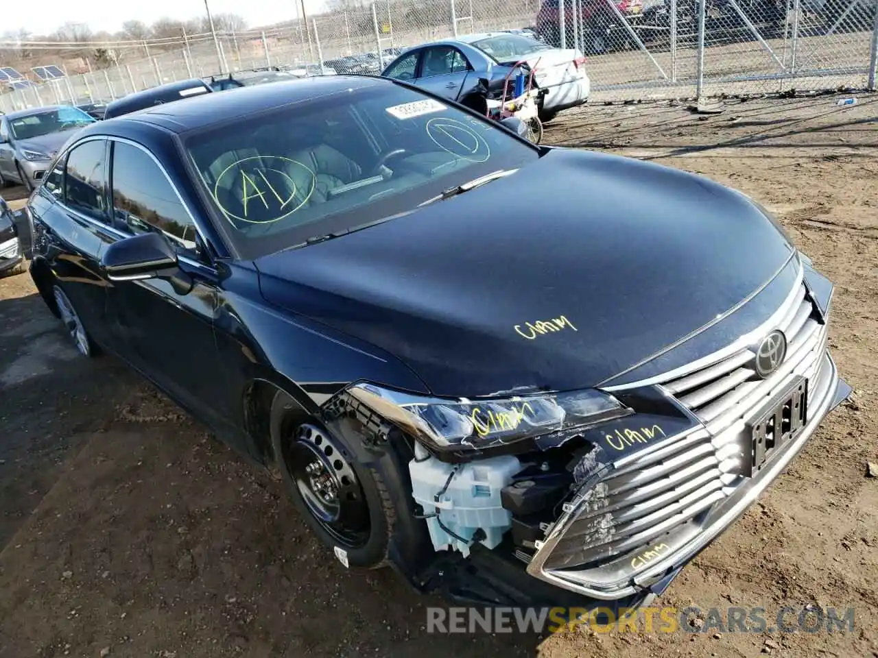 1 Photograph of a damaged car 4T1BZ1FB8KU006813 TOYOTA AVALON 2019