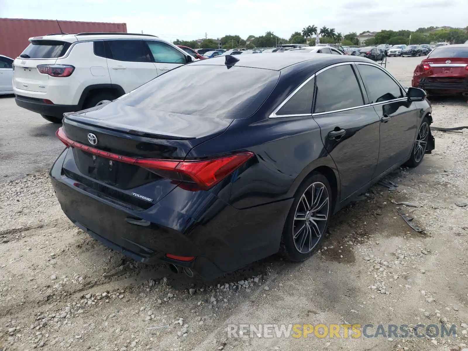 4 Photograph of a damaged car 4T1BZ1FB8KU008593 TOYOTA AVALON 2019