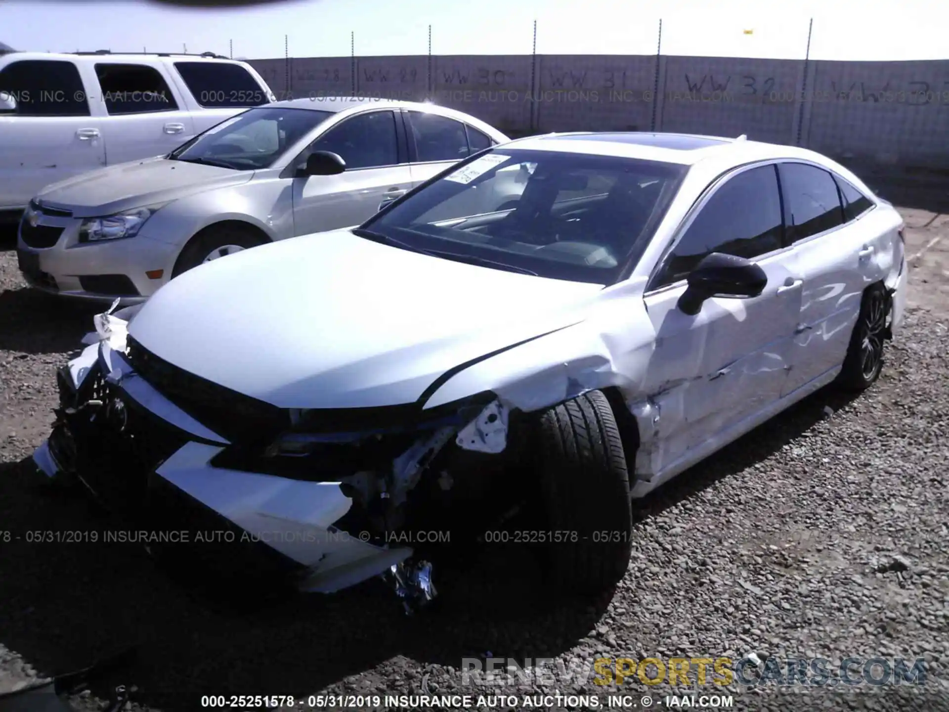 2 Photograph of a damaged car 4T1BZ1FB8KU010974 TOYOTA AVALON 2019