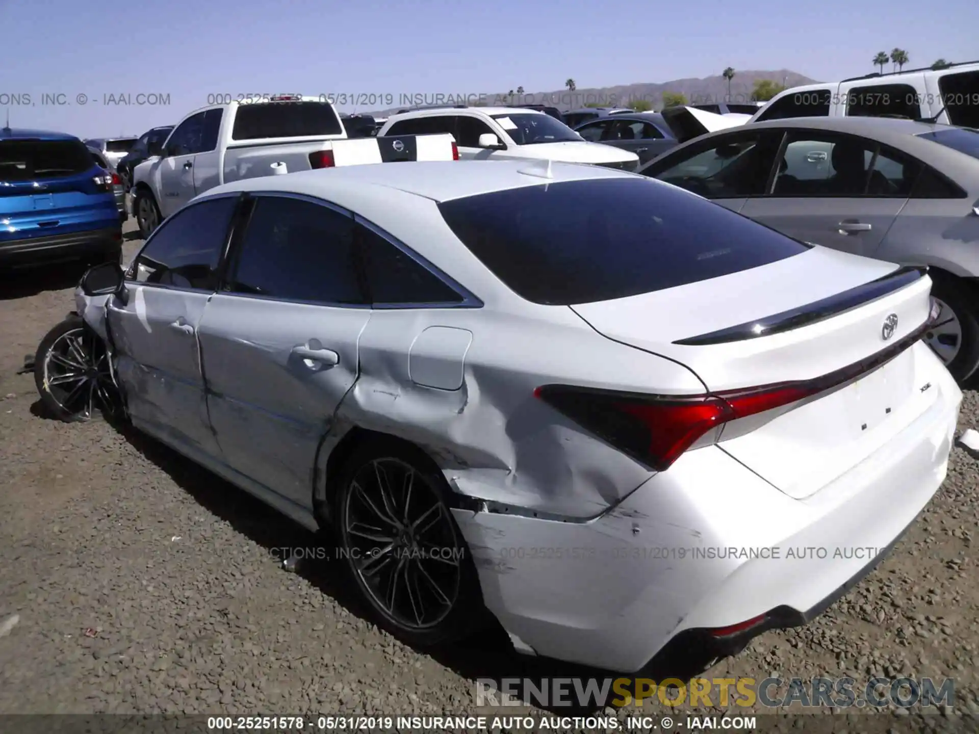 3 Photograph of a damaged car 4T1BZ1FB8KU010974 TOYOTA AVALON 2019