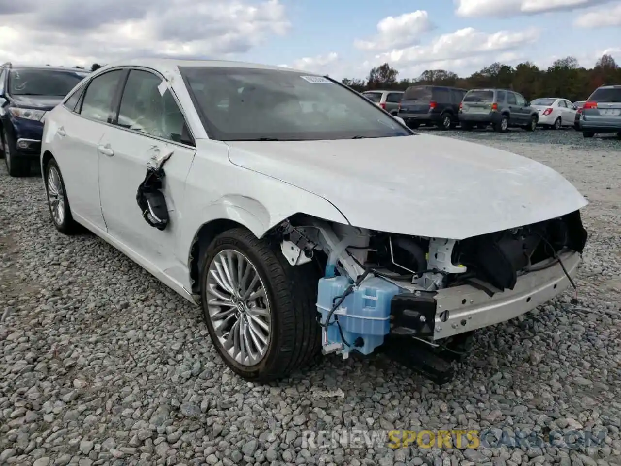 1 Photograph of a damaged car 4T1BZ1FB8KU011476 TOYOTA AVALON 2019