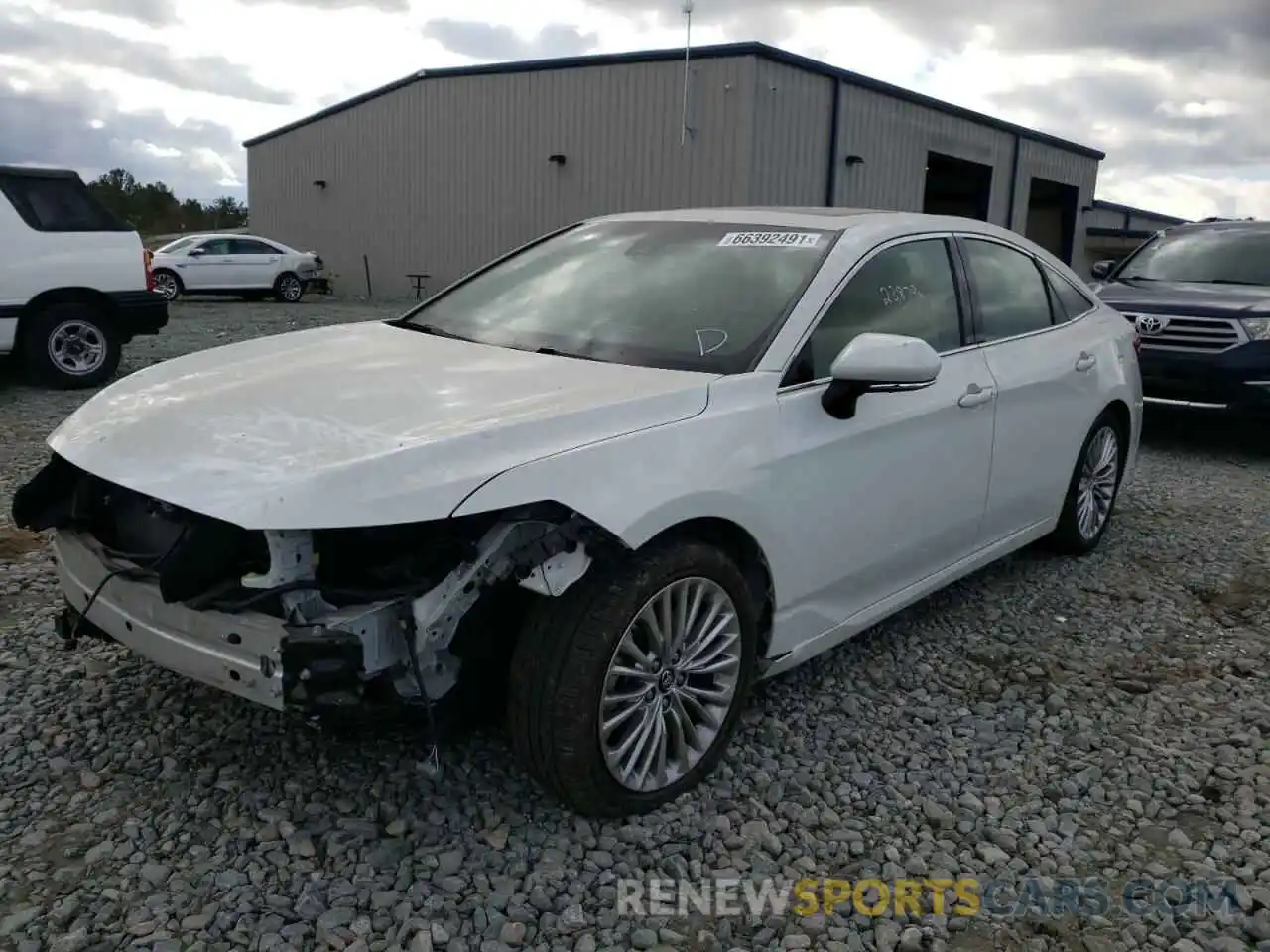 2 Photograph of a damaged car 4T1BZ1FB8KU011476 TOYOTA AVALON 2019