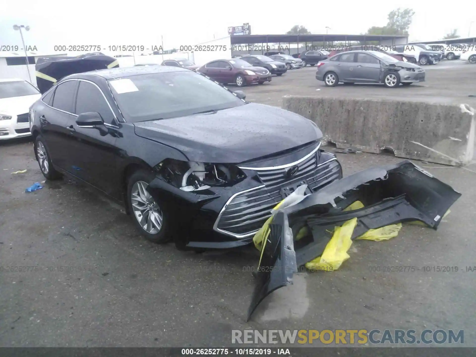 1 Photograph of a damaged car 4T1BZ1FB8KU014877 TOYOTA AVALON 2019