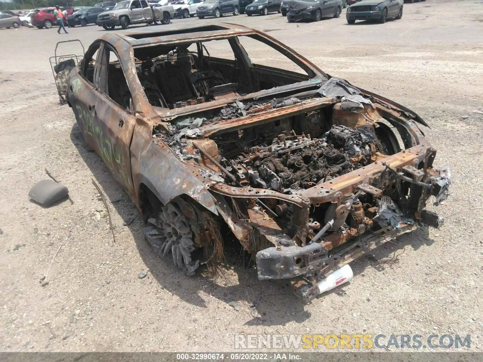 1 Photograph of a damaged car 4T1BZ1FB8KU020419 TOYOTA AVALON 2019