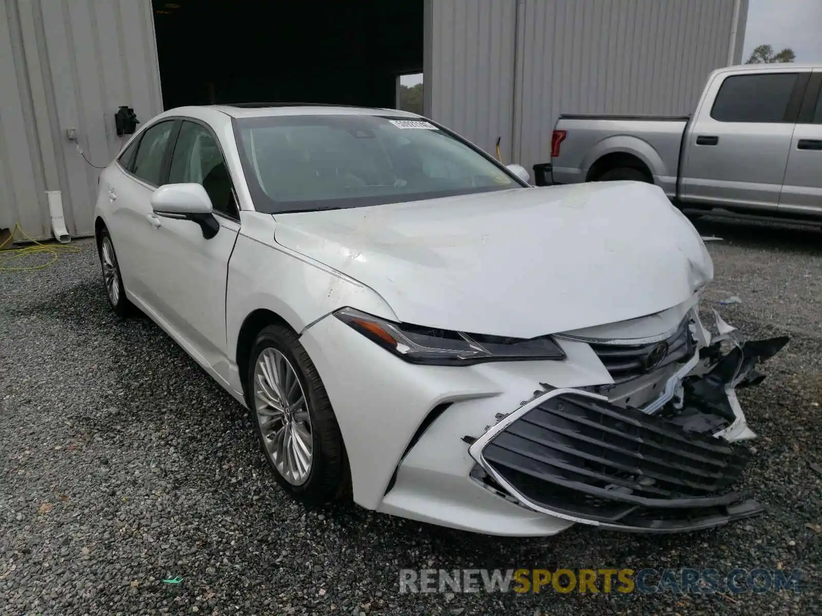 1 Photograph of a damaged car 4T1BZ1FB8KU020842 TOYOTA AVALON 2019