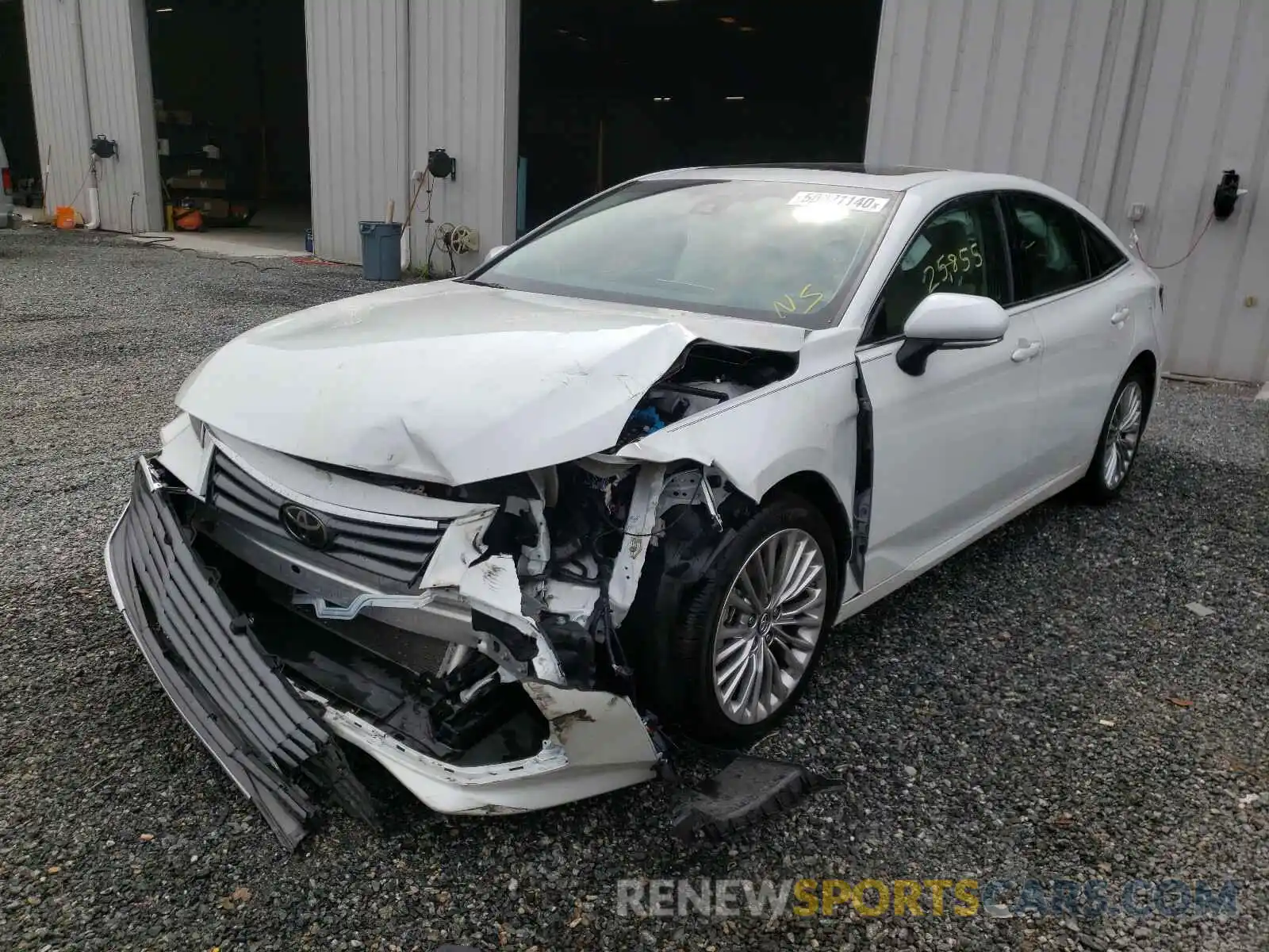 2 Photograph of a damaged car 4T1BZ1FB8KU020842 TOYOTA AVALON 2019