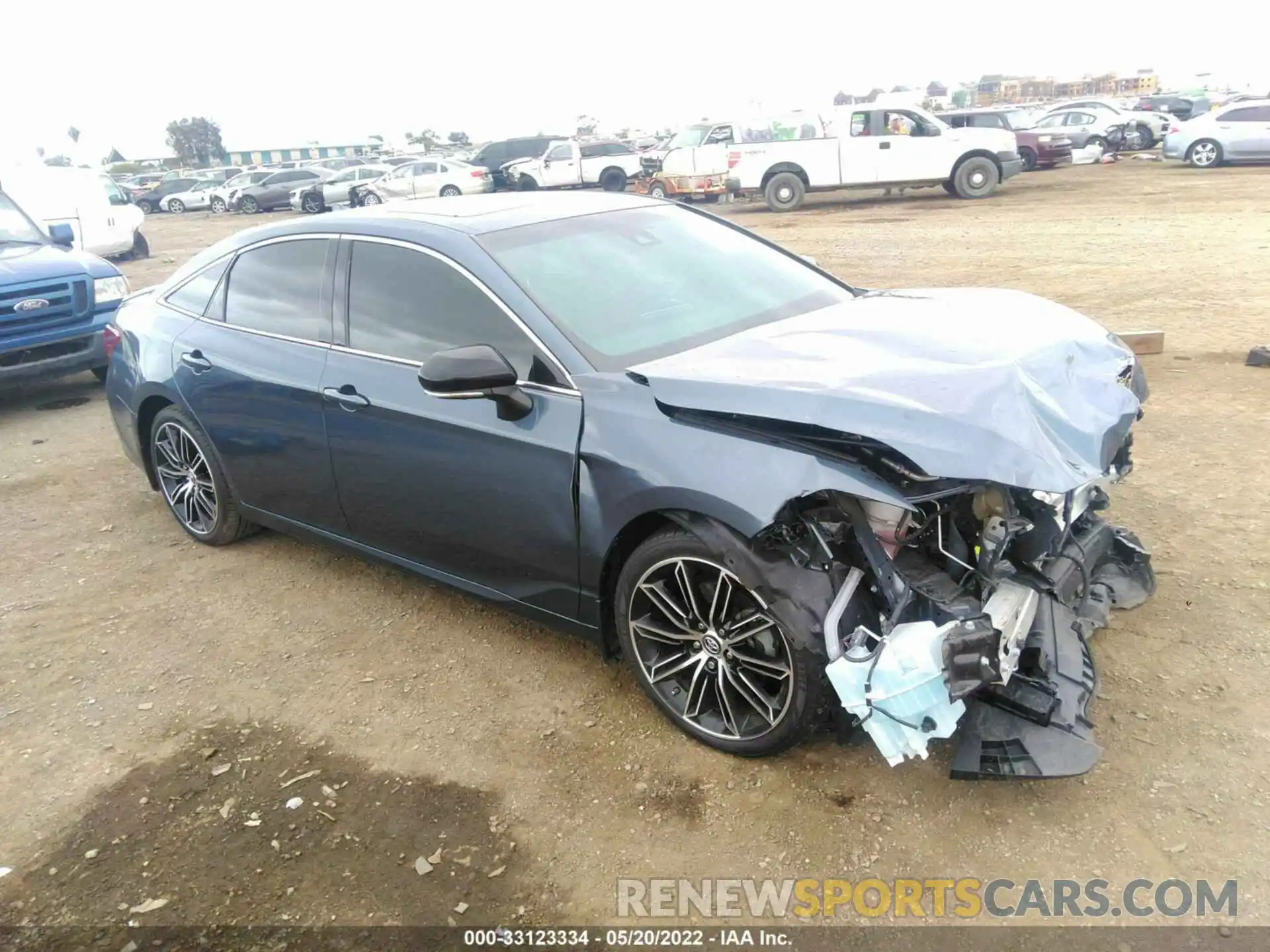 1 Photograph of a damaged car 4T1BZ1FB8KU021246 TOYOTA AVALON 2019