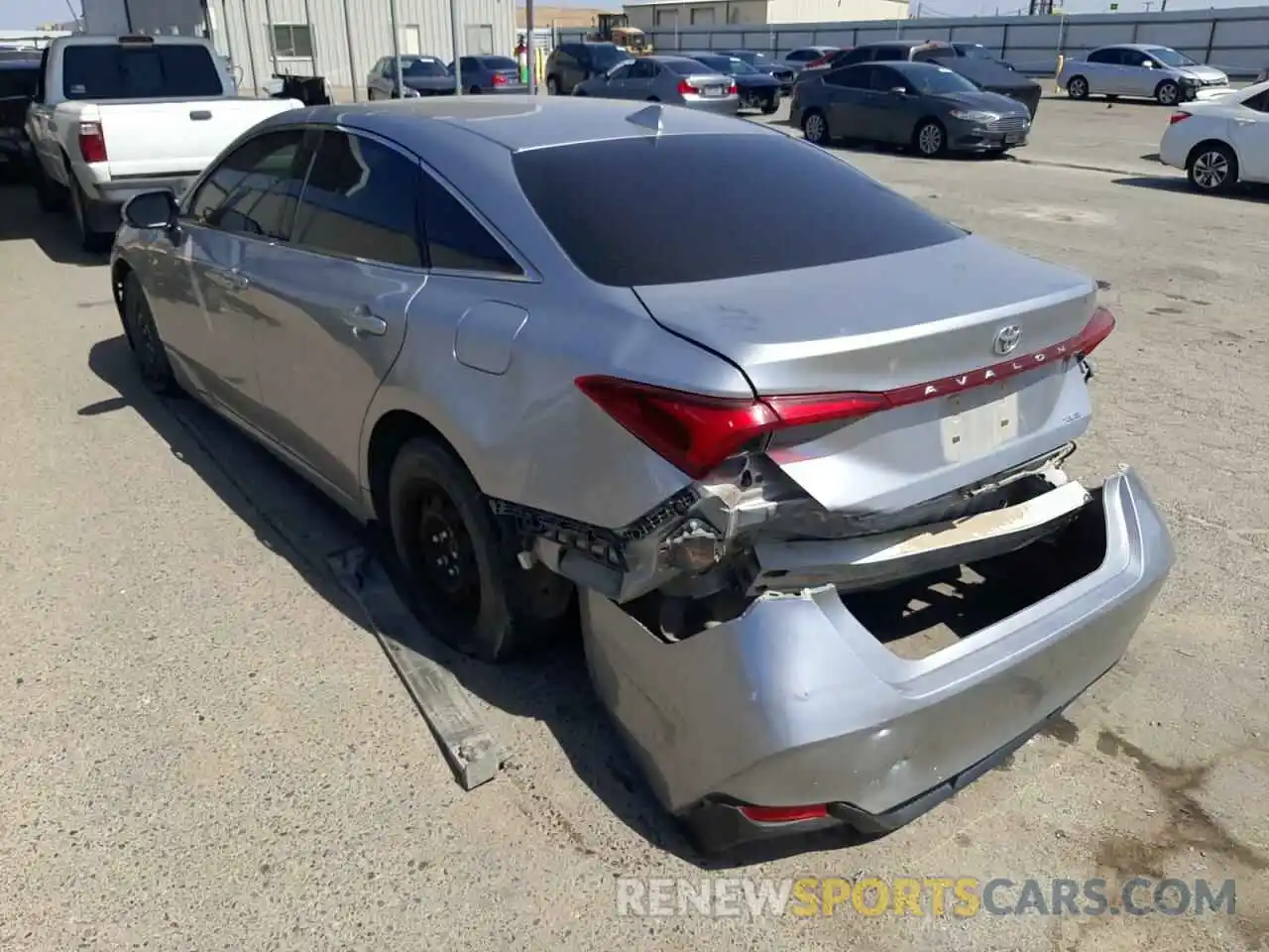 3 Photograph of a damaged car 4T1BZ1FB8KU022347 TOYOTA AVALON 2019